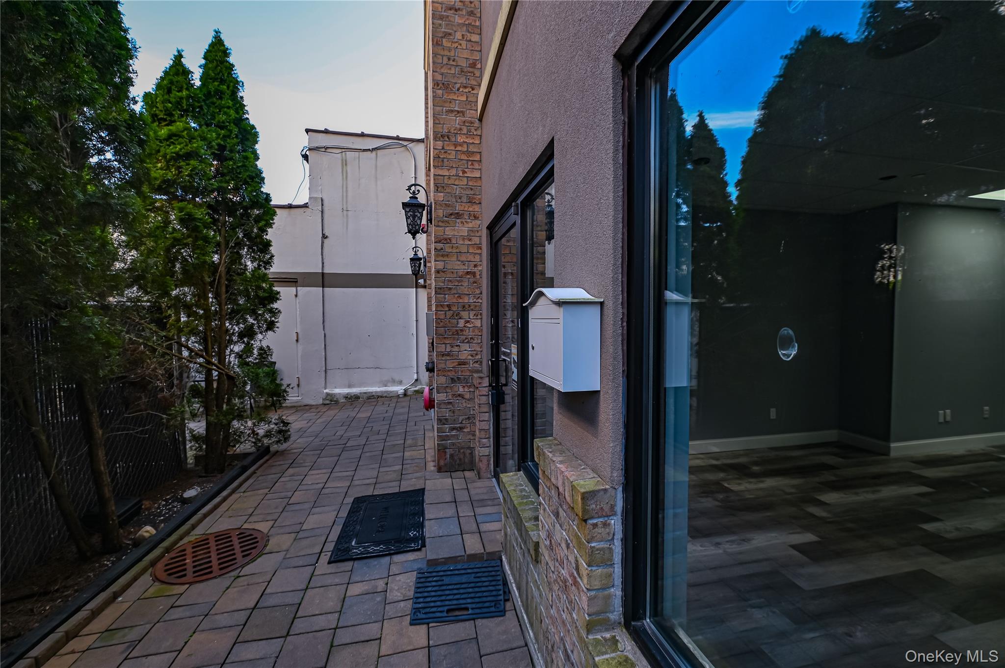 #4 photo, 328A Main Street, サフォーク郡 Huntington , NY 11743