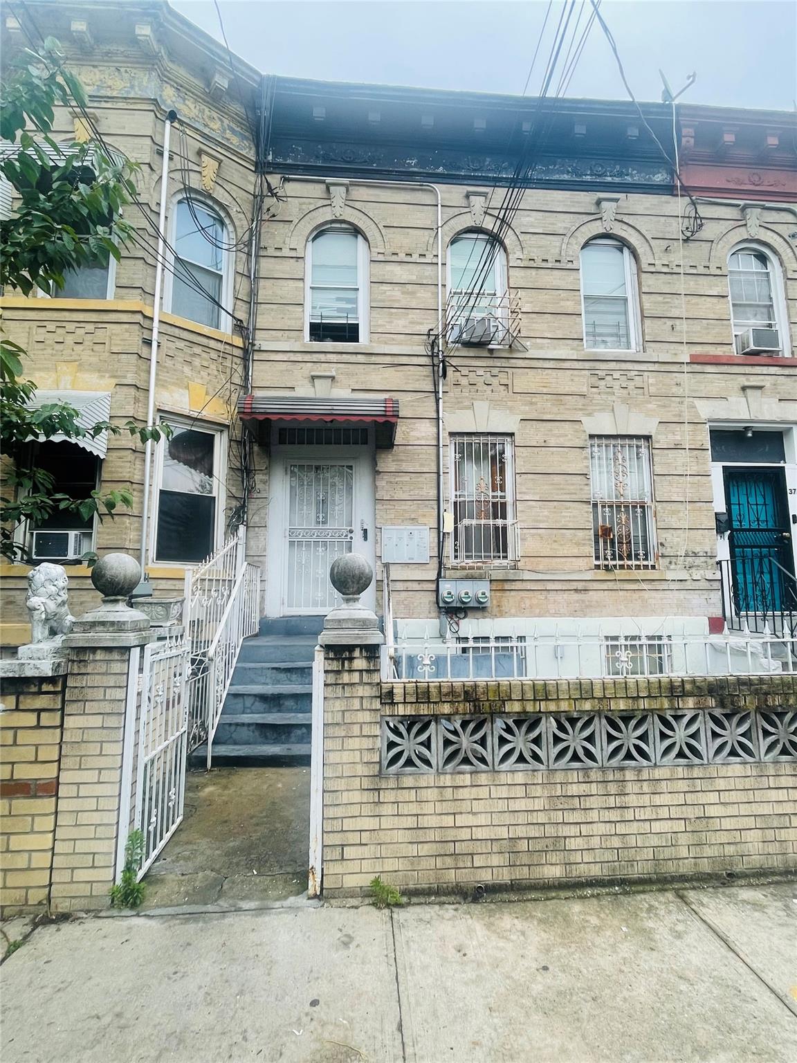#1 photo, 369 Berriman Street, Brooklyn , NY 11208
