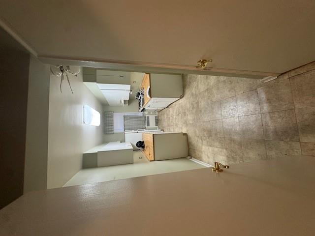 #10 photo, 221 McDonald Ave Avenue, ブルックリン区 Brooklyn , NY 11218