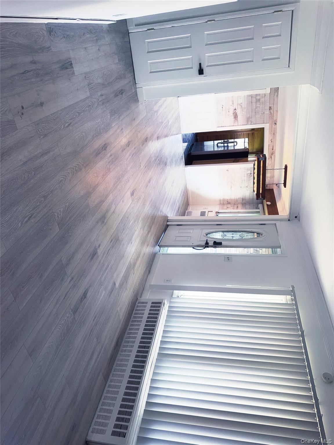 #10 photo, 176 Floyd Street, サフォーク郡 Brentwood , NY 11717