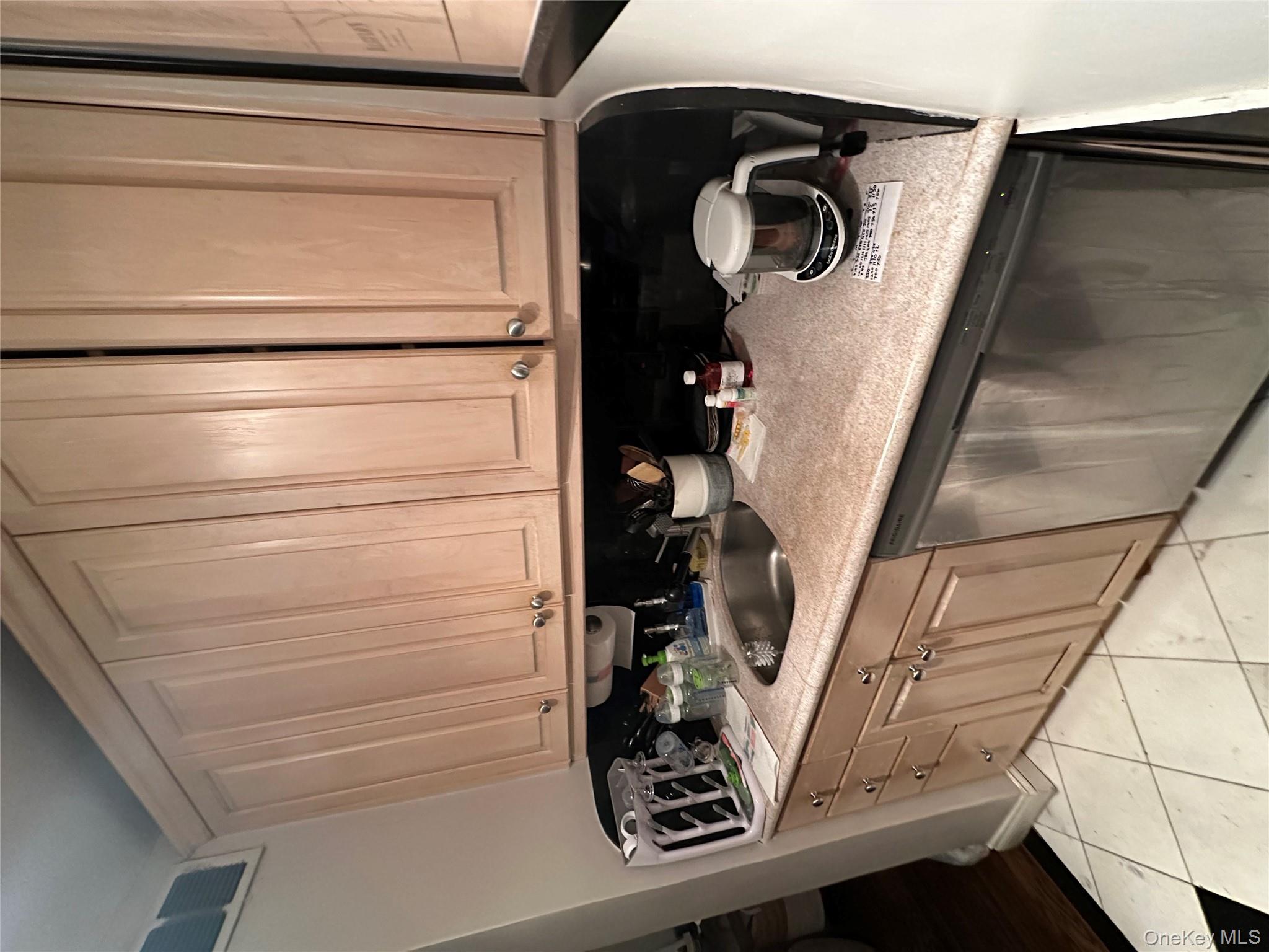 #7 photo, 6 Birchwood Court, ナッソー郡 Mineola , NY 11501