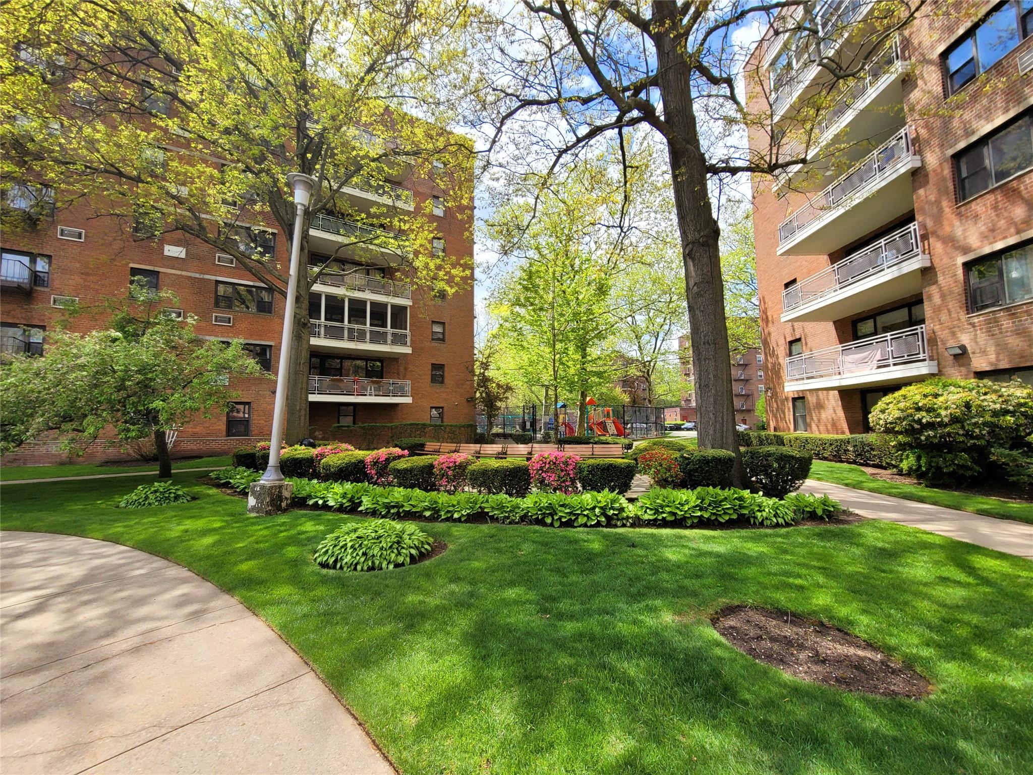 #1 photo, 89-40 151 Ave, Howard Beach , NY 11414