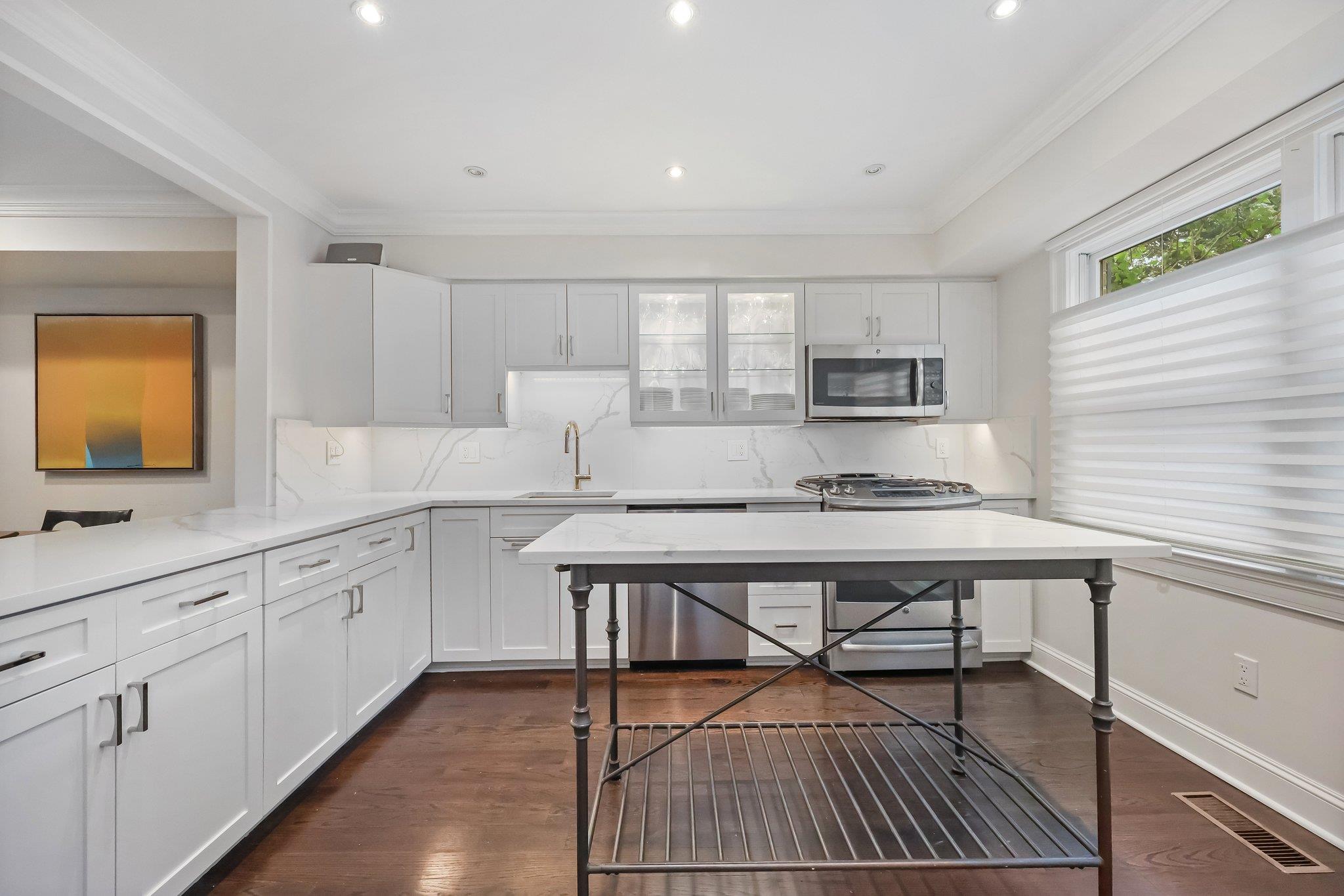 #1 photo, 1054 Boston Post Road, Rye , NY 10580