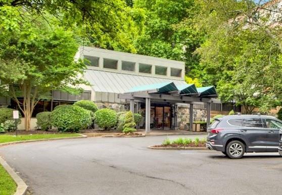 #1 photo, 2 Fountain Lane, Scarsdale , NY 10583