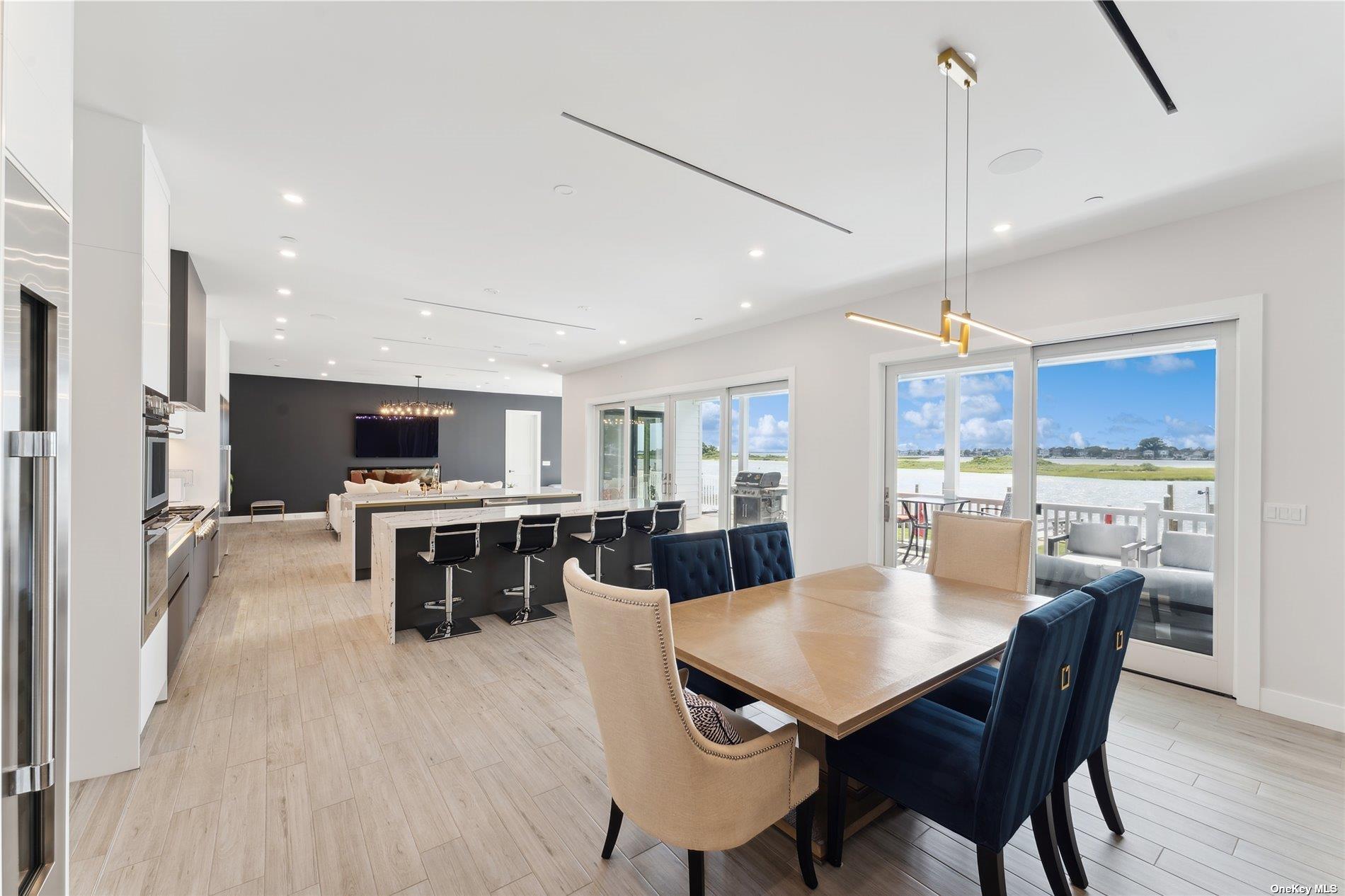 #14 photo, 894 S Long Beach Avenue, ナッソー郡 Freeport , NY 11520