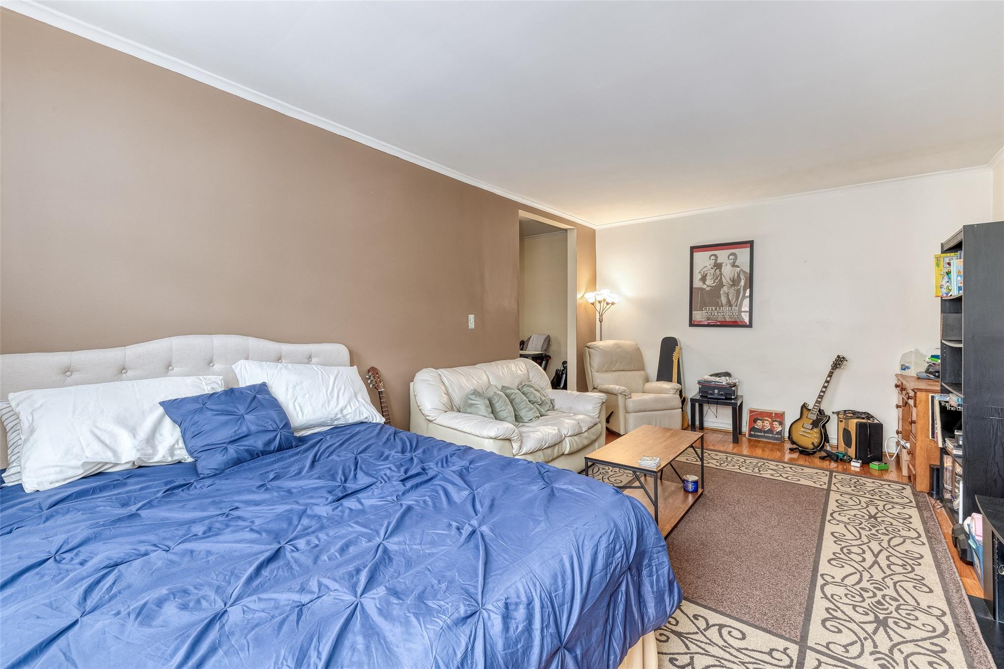 #18 photo, 67-66 108 Street, クイーンズ区 Forest Hills , NY 11375