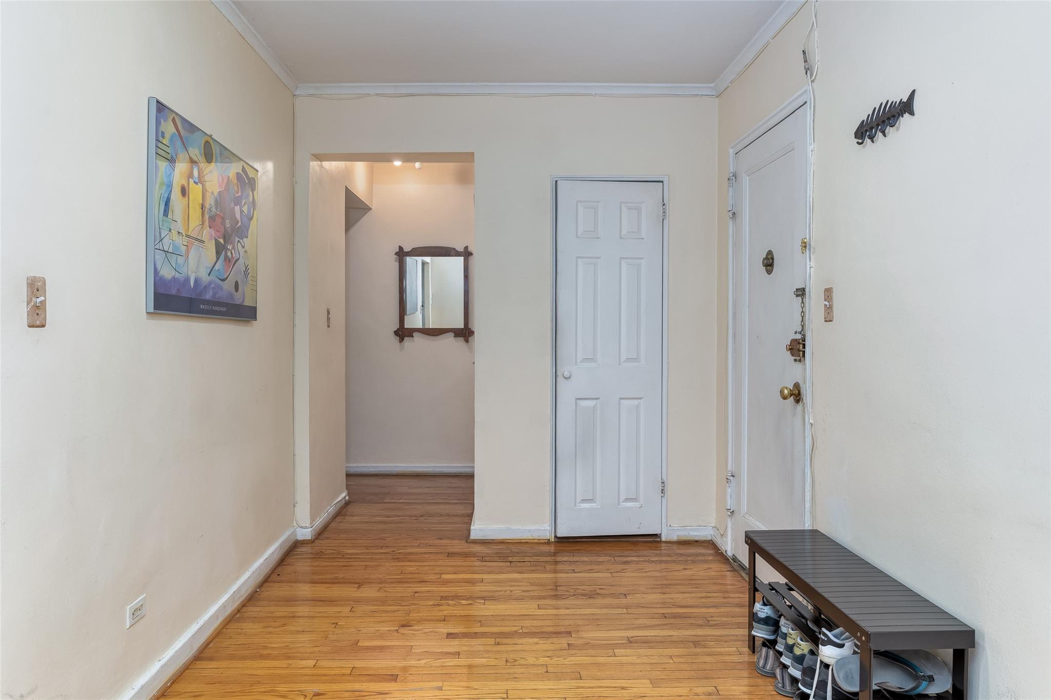 #19 photo, 67-66 108 Street, クイーンズ区 Forest Hills , NY 11375