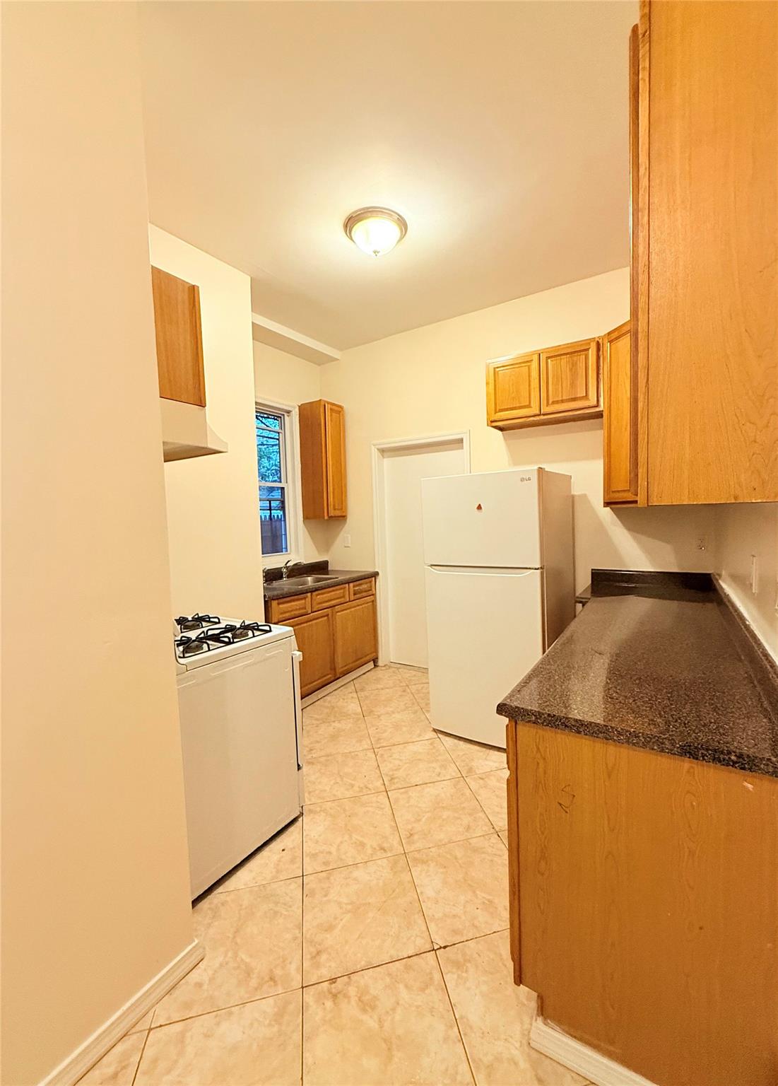 #2 photo, 26 Linden Street, Yonkers , NY 10701