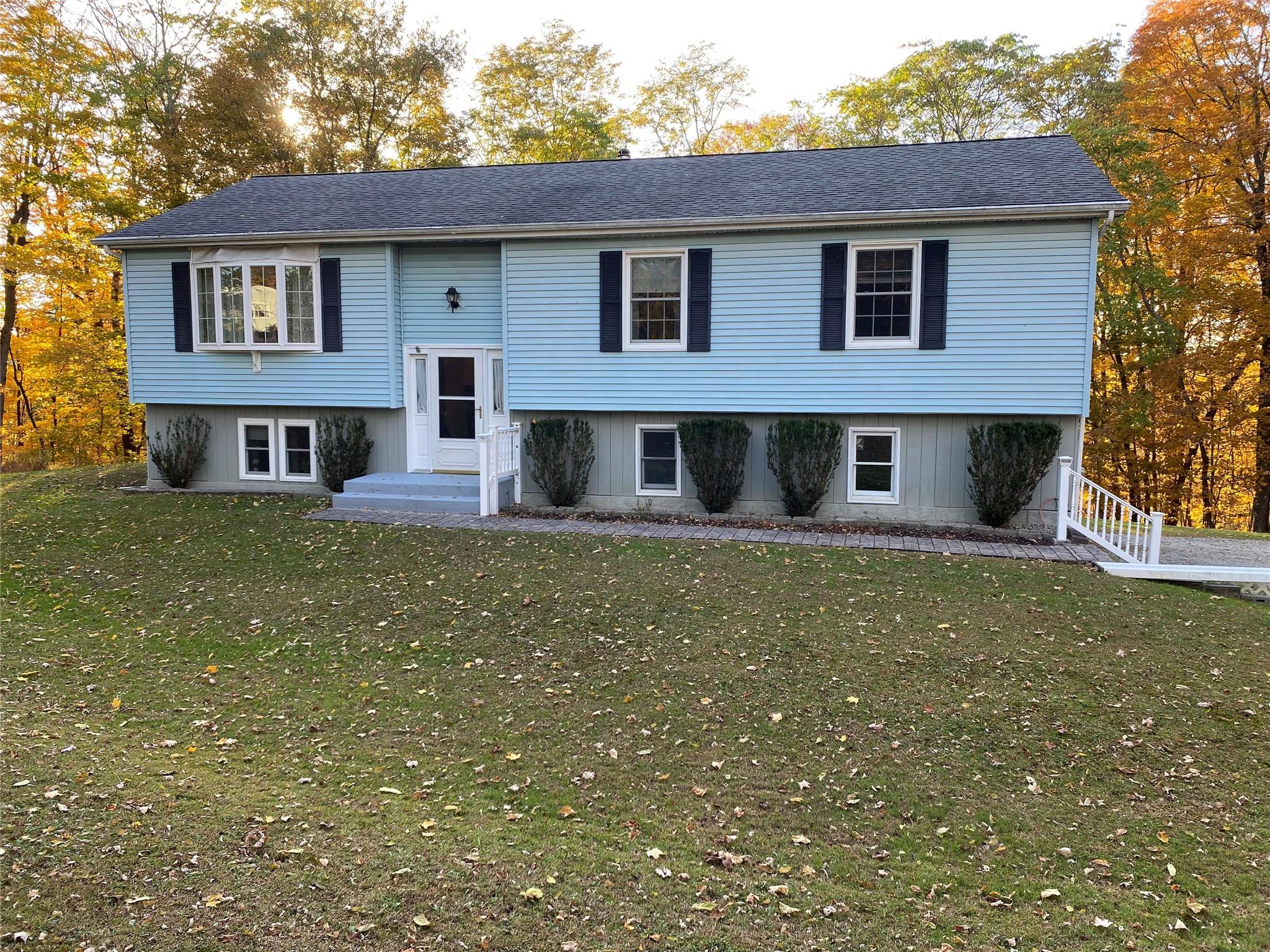 #3 photo, 22 Beacham Road, Rhinebeck , NY 12572