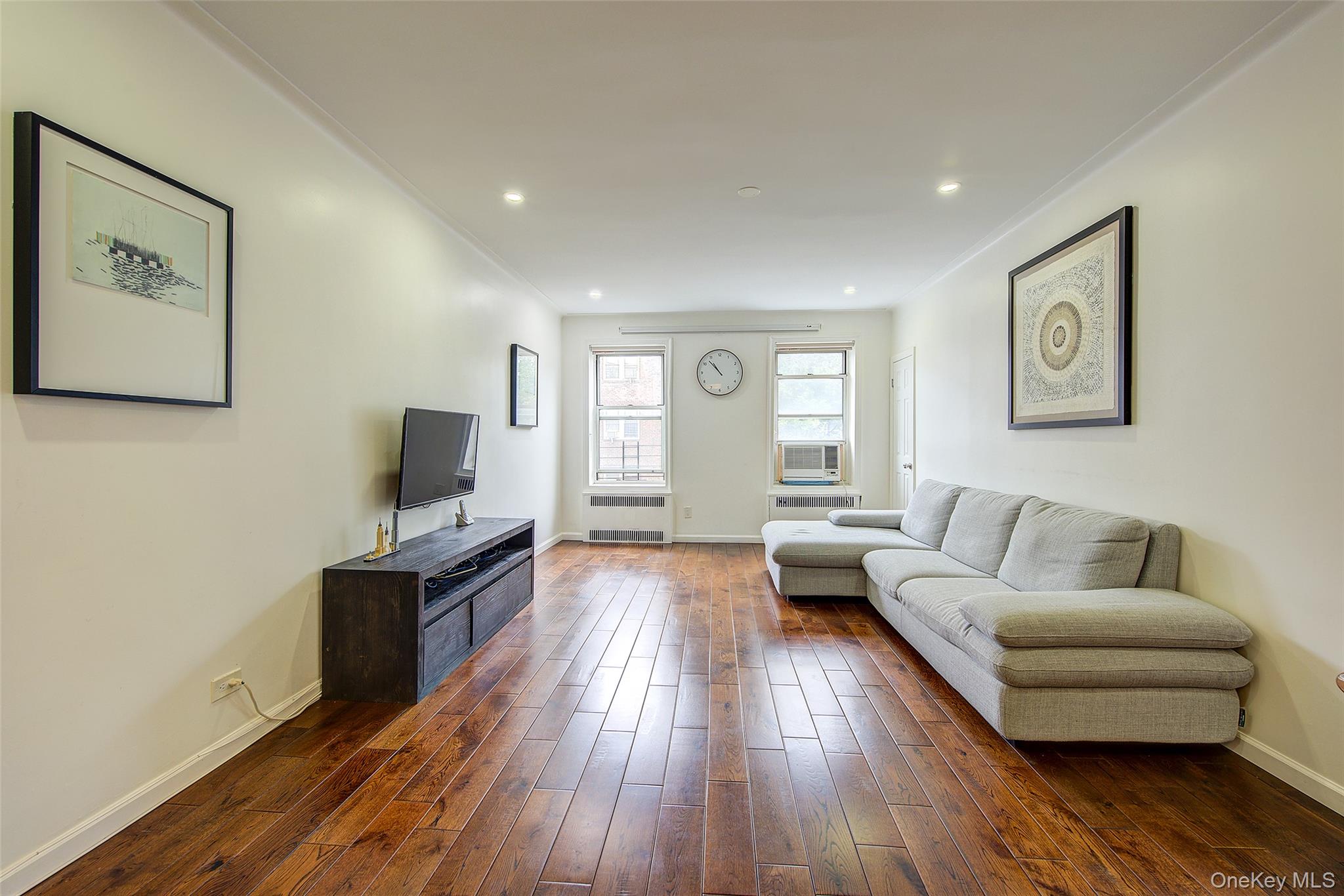 #1 photo, 111-39 76th Road, クイーンズ区 Forest Hills , NY 11375