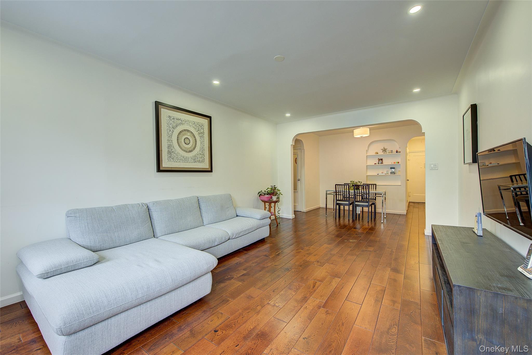 #12 photo, 111-39 76th Road, クイーンズ区 Forest Hills , NY 11375