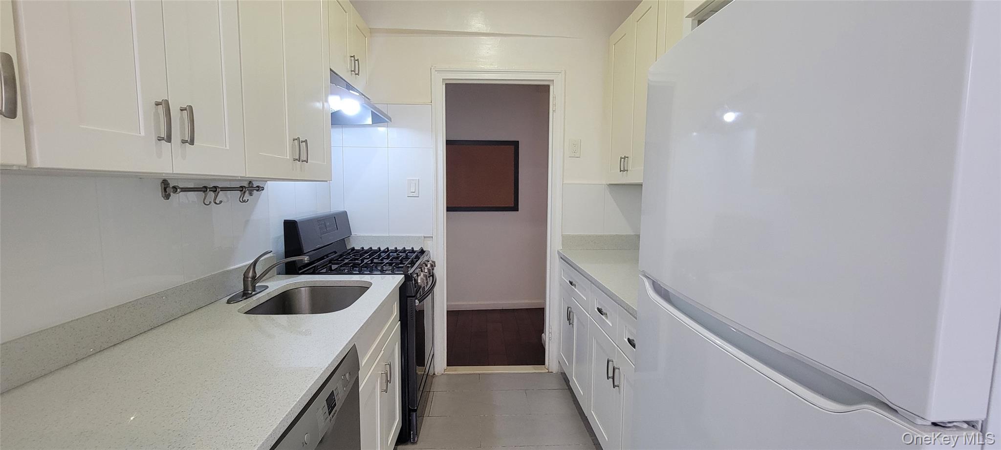 #20 photo, 111-39 76th Road, クイーンズ区 Forest Hills , NY 11375