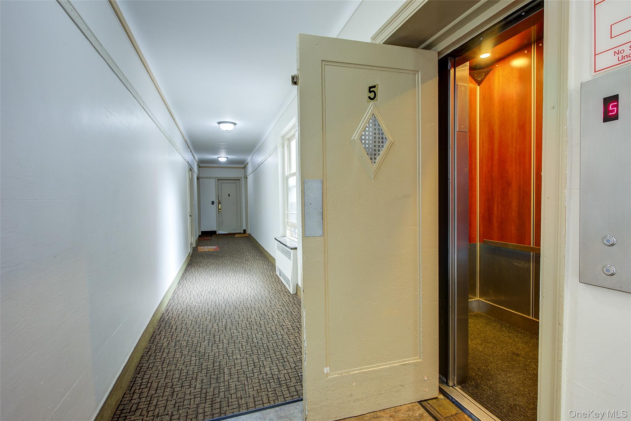 #4 photo, 111-39 76th Road, クイーンズ区 Forest Hills , NY 11375