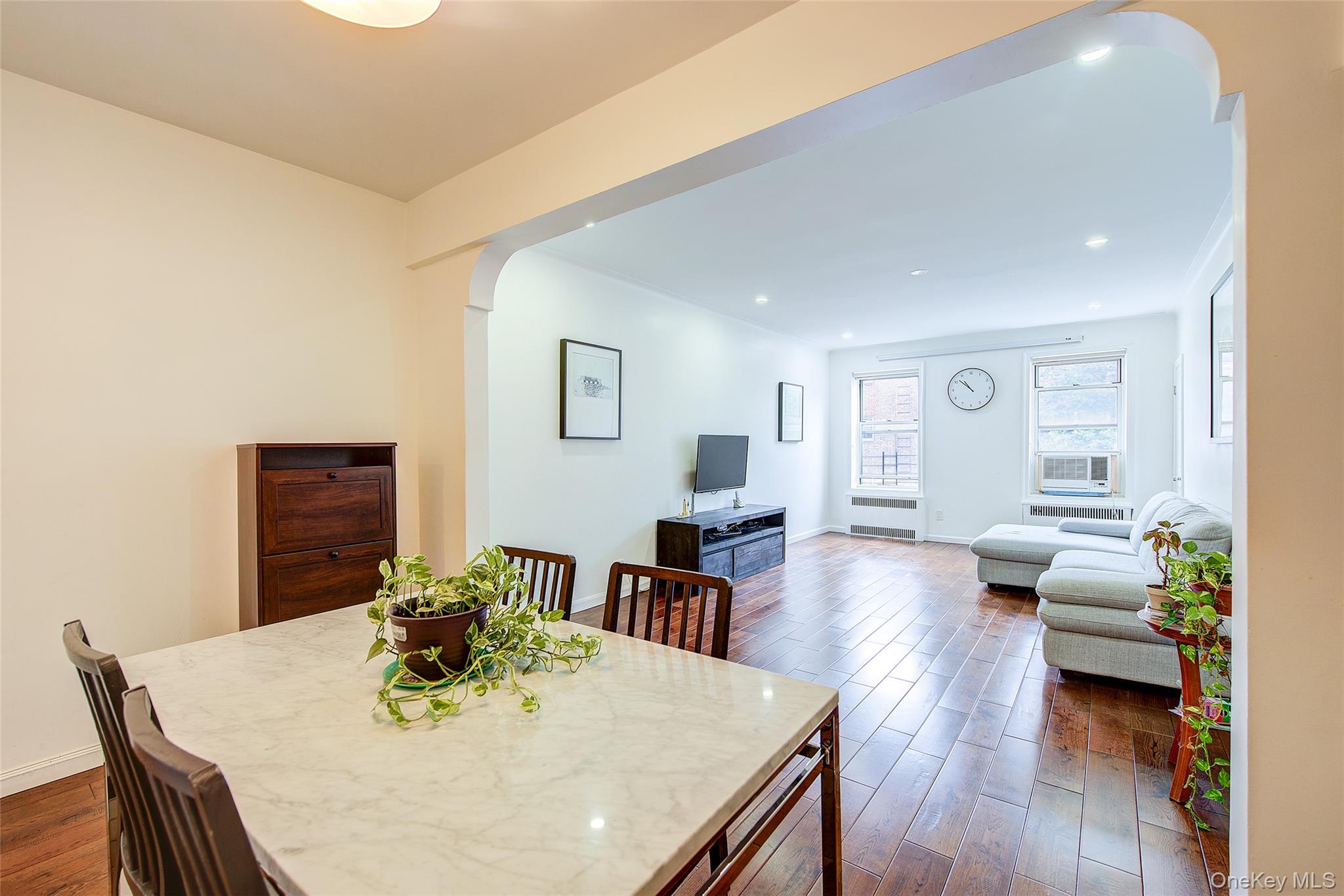 #7 photo, 111-39 76th Road, クイーンズ区 Forest Hills , NY 11375