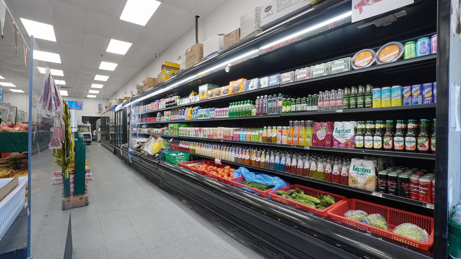 #5 photo, 1951 middle country Road, サフォーク郡 Centereach , NY 11720