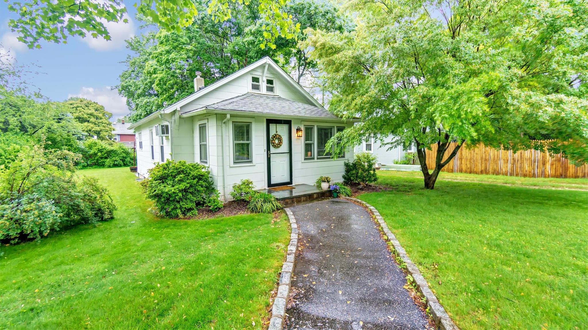 #1 photo, 111 Bellecrest Avenue, East Northport , NY 11731