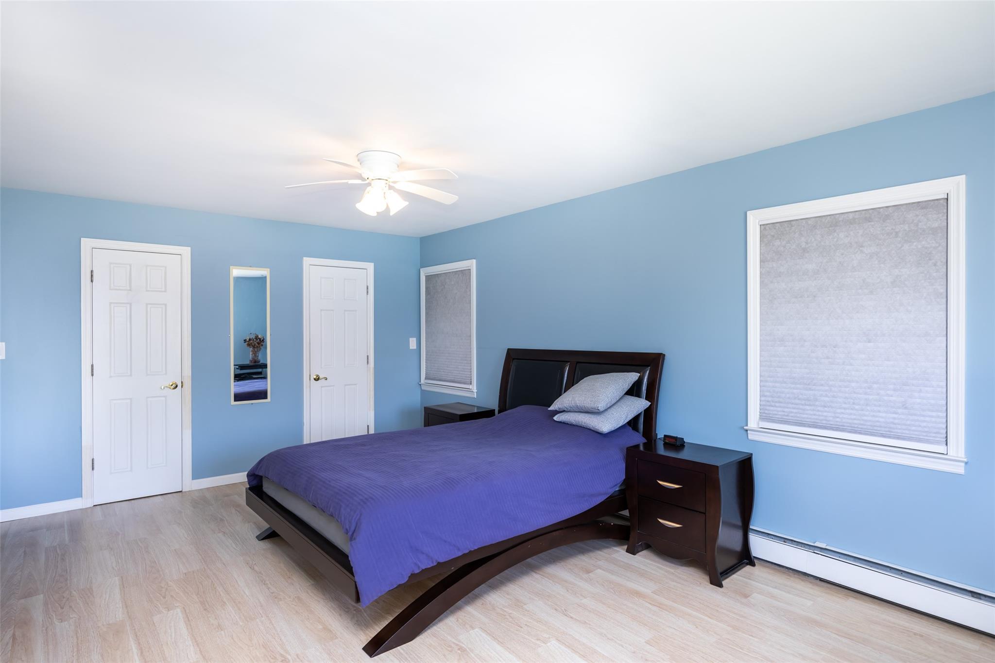 #13 photo, 4 Wagon Lane, Levittown , NY 11756