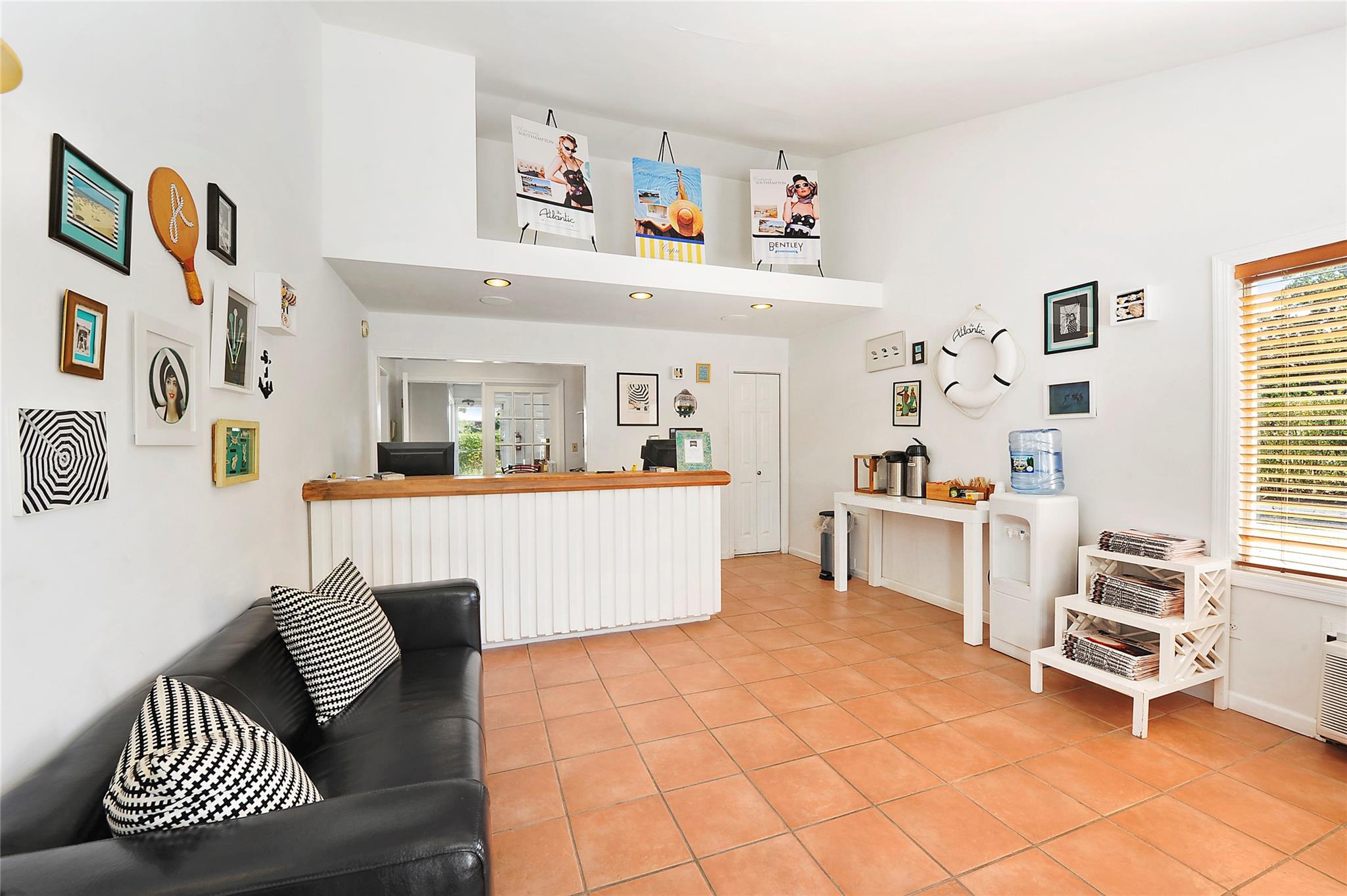 #2 photo, 1655 County Road 39, サフォーク郡 Southampton , NY 11968