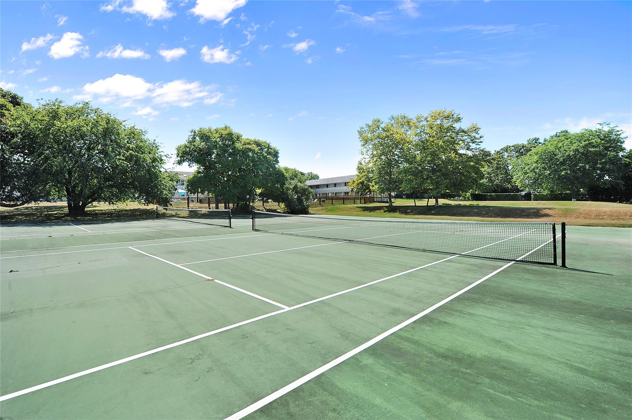 #5 photo, 1655 County Road 39, サフォーク郡 Southampton , NY 11968