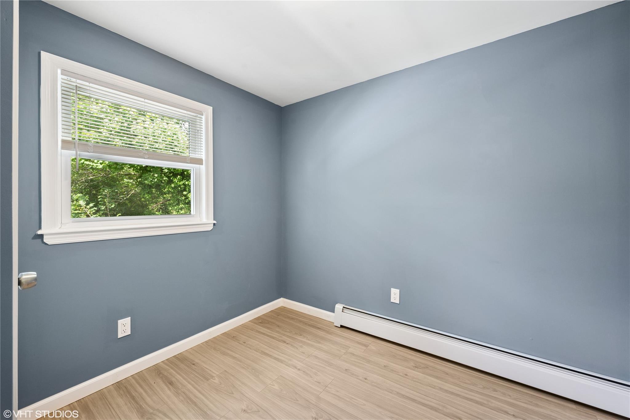 #15 photo, 92 Columbia Street, 東長島 亨廷顿站 Huntington Station , NY 11746