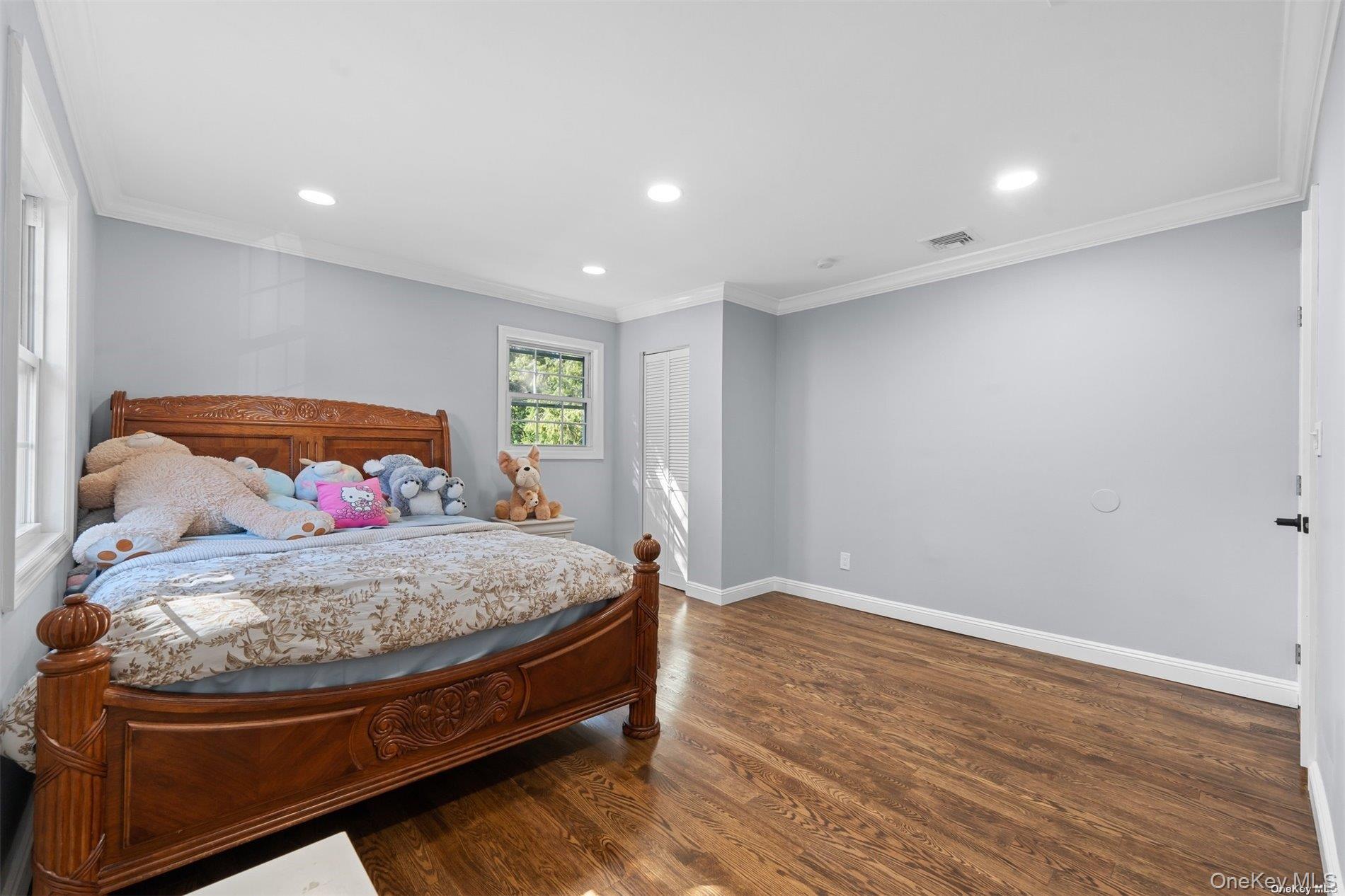 #18 photo, 82 Woodview Lane, Centereach , NY 11720