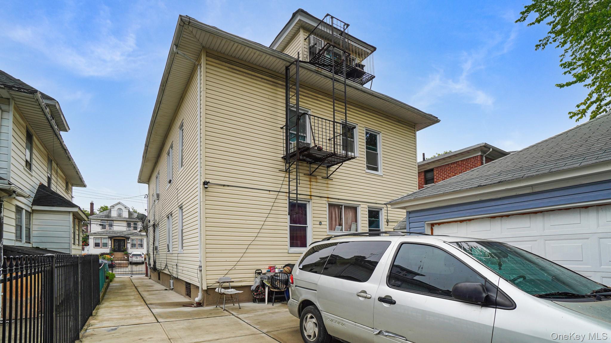 #14 photo, 85-35 Parsons Blvd., クイーンズ区 Briarwood , NY 11435