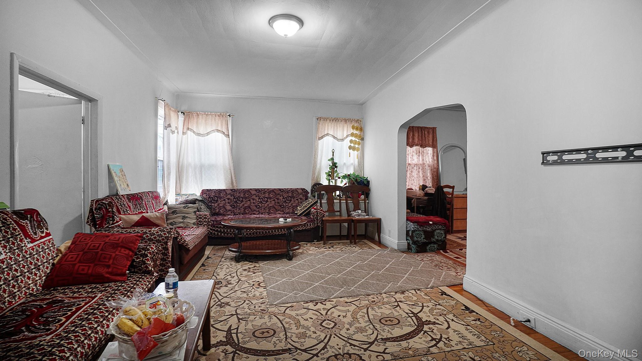 #3 photo, 85-35 Parsons Blvd., クイーンズ区 Briarwood , NY 11435