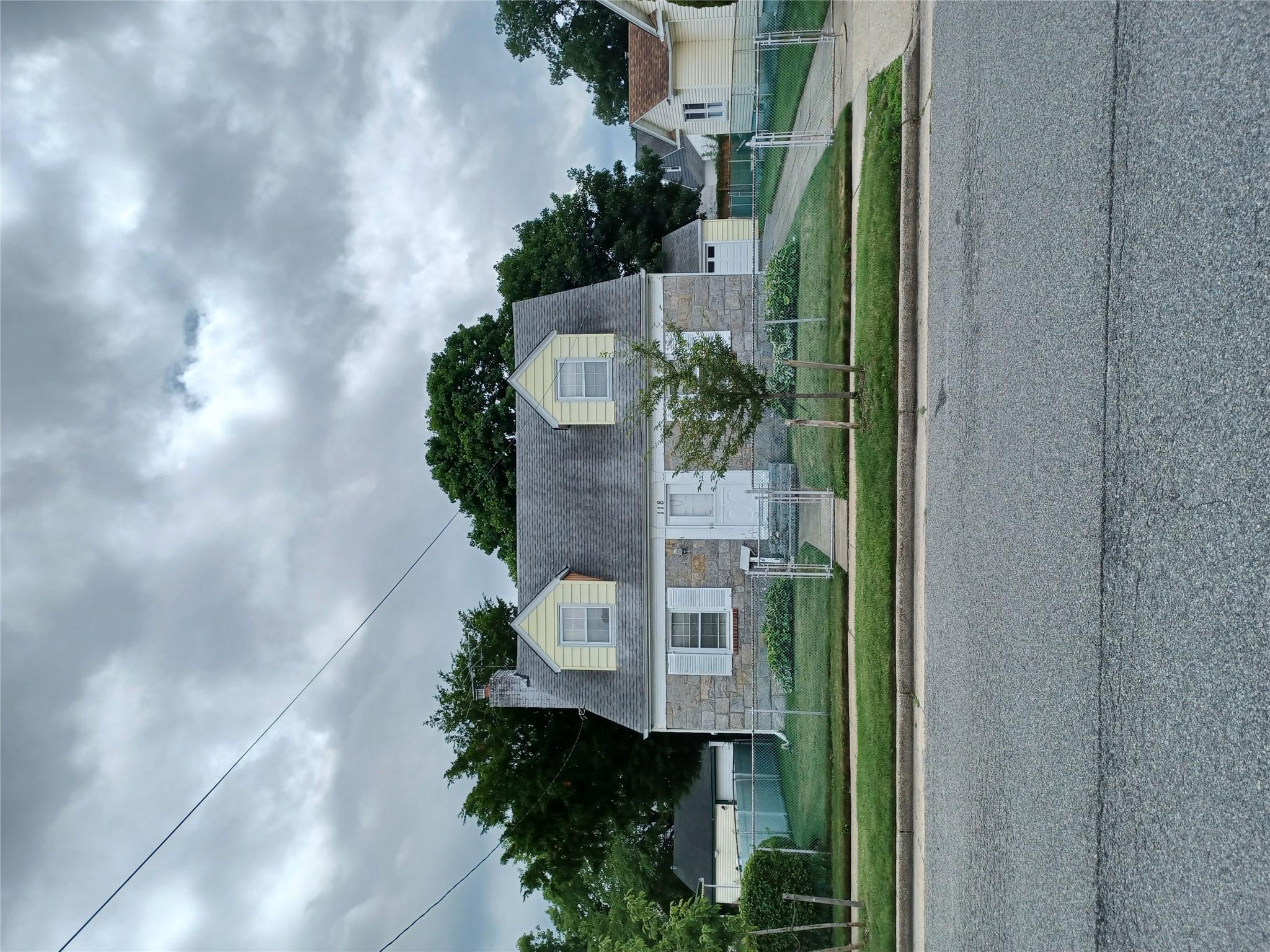 #1 photo, 118 Allen Street, Hempstead , NY 11550