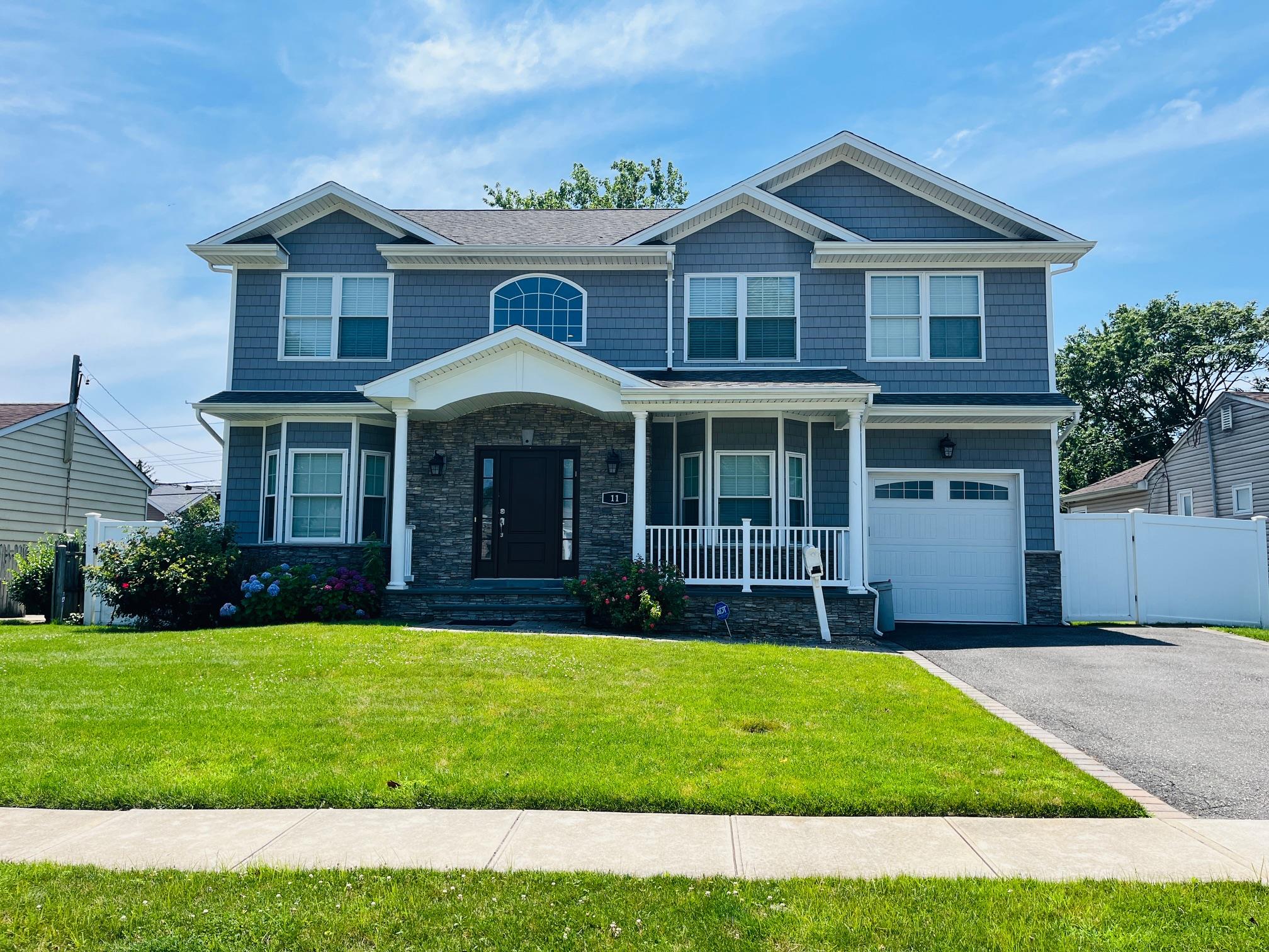 #1 photo, 11 Lillian Lane, Plainview , NY 11803