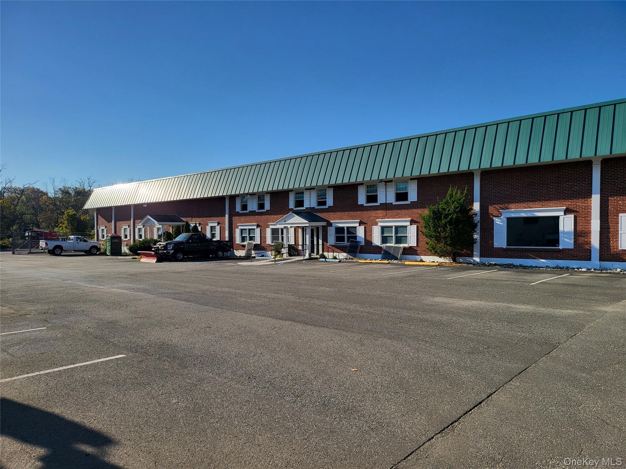 #2 photo, 67 Grant Avenue, Harrison , NY 10528