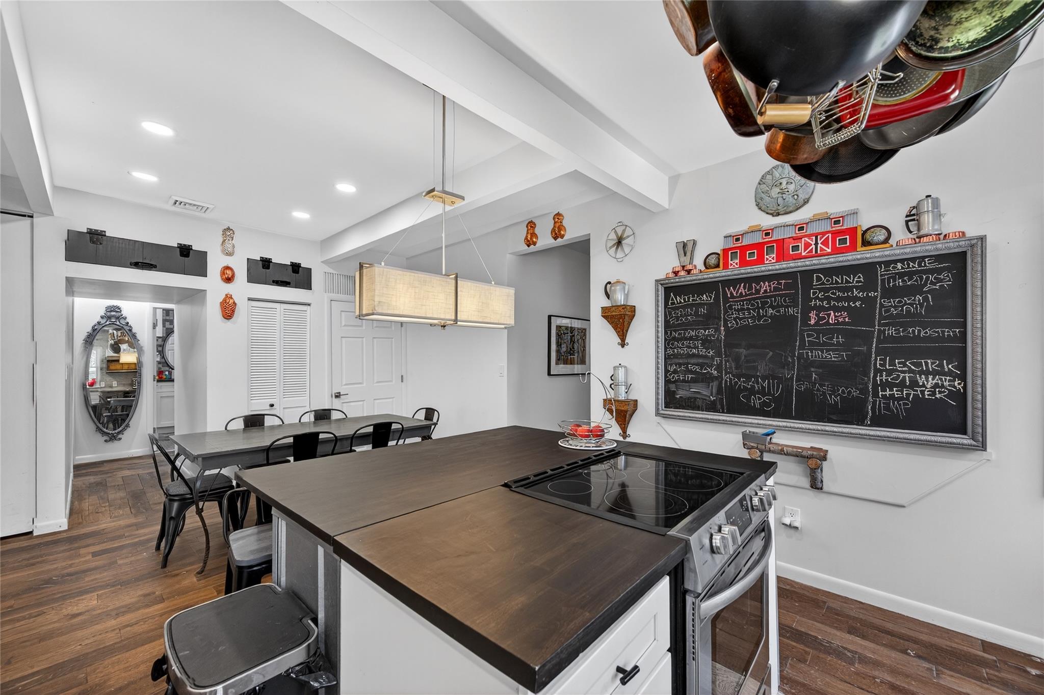 #13 photo, 16 Broadway, Loch Sheldrake , NY 12759