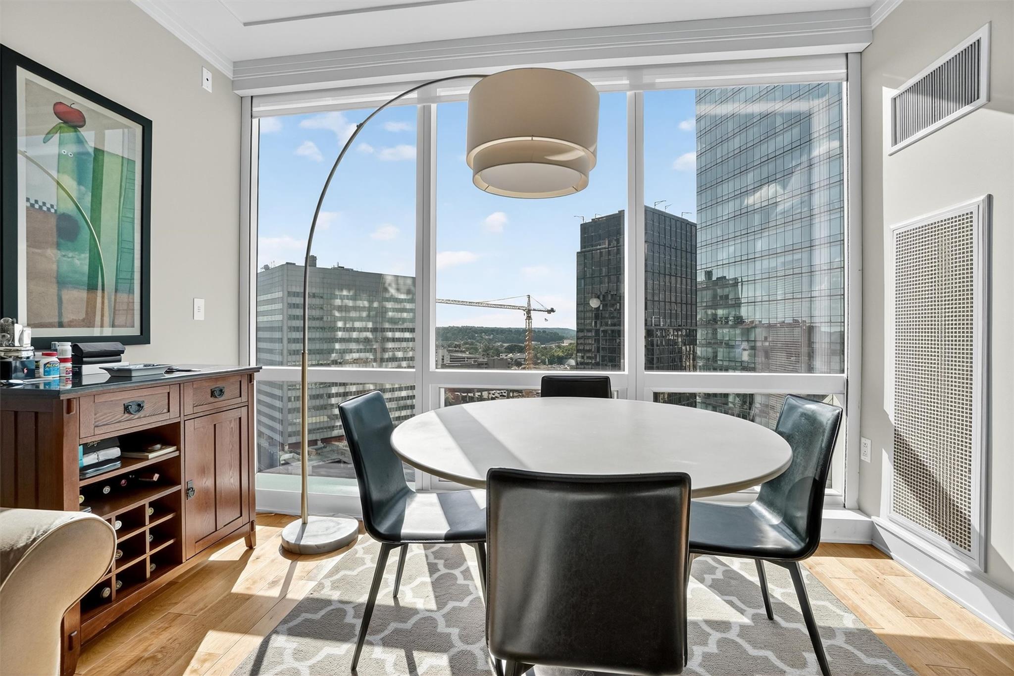 #14 photo, 1 Renaissance Square, White Plains , NY 10601