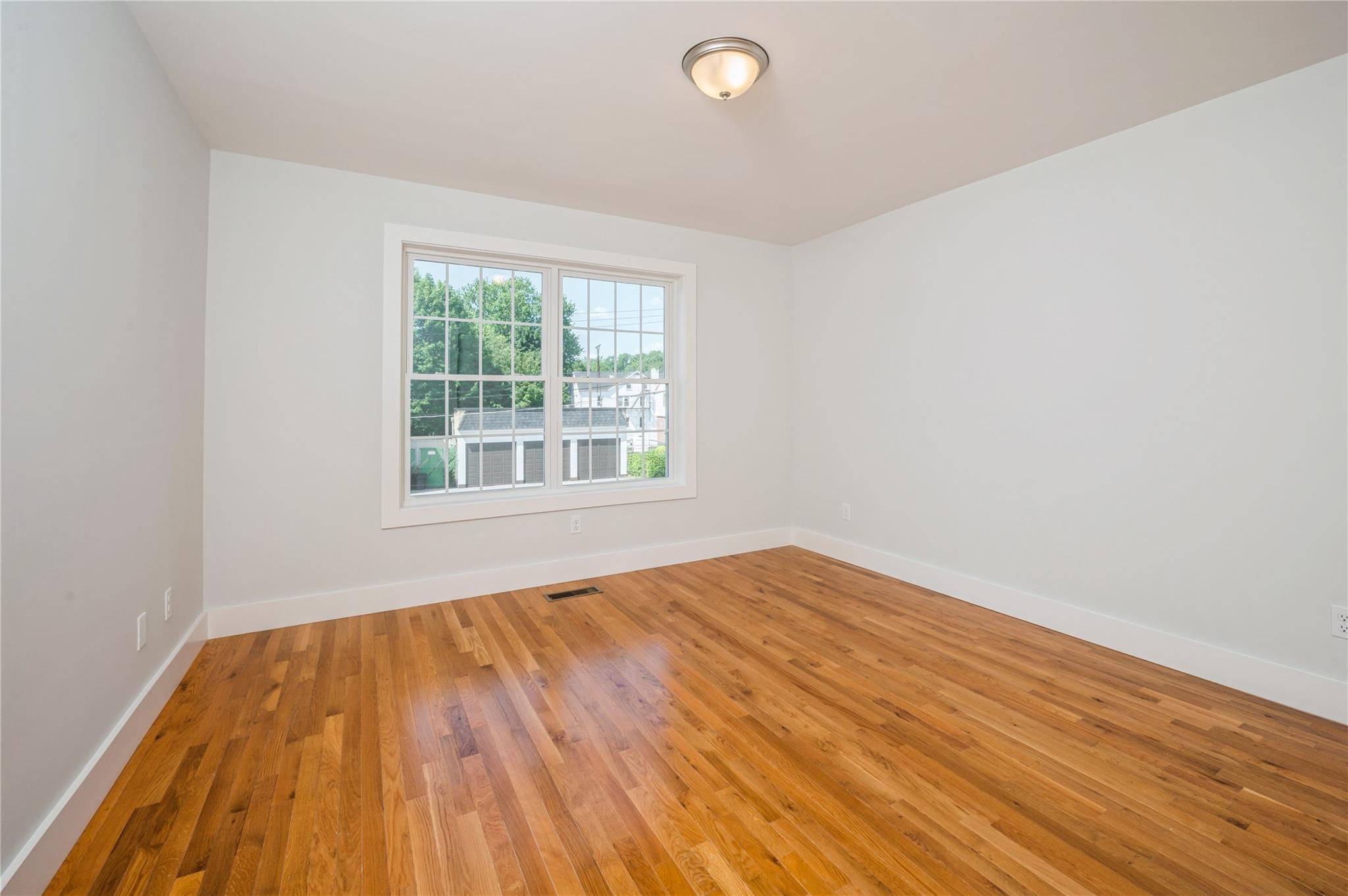 #19 photo, 24 Clement Street, Yonkers , NY 10710