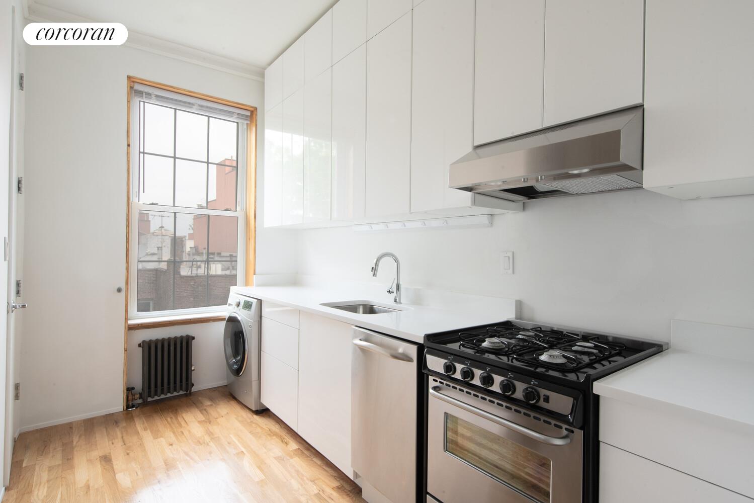 #1 photo, Brooklyn, Greenpoint , NY 11222