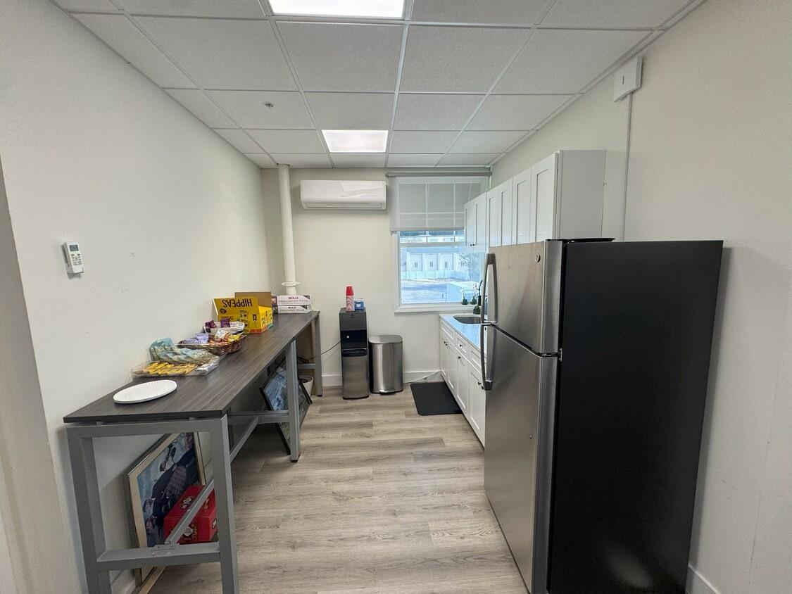 #6 photo, 52 Broadway, サフォーク郡 Greenlawn , NY 11740