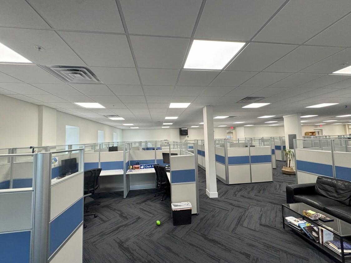 #8 photo, 52 Broadway, サフォーク郡 Greenlawn , NY 11740