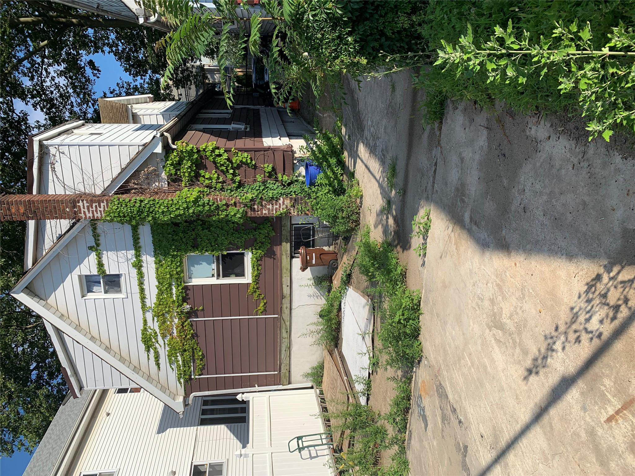 #4 photo, 15205 79th Avenue, クイーンズ区 Kew Garden Hills , NY 11367