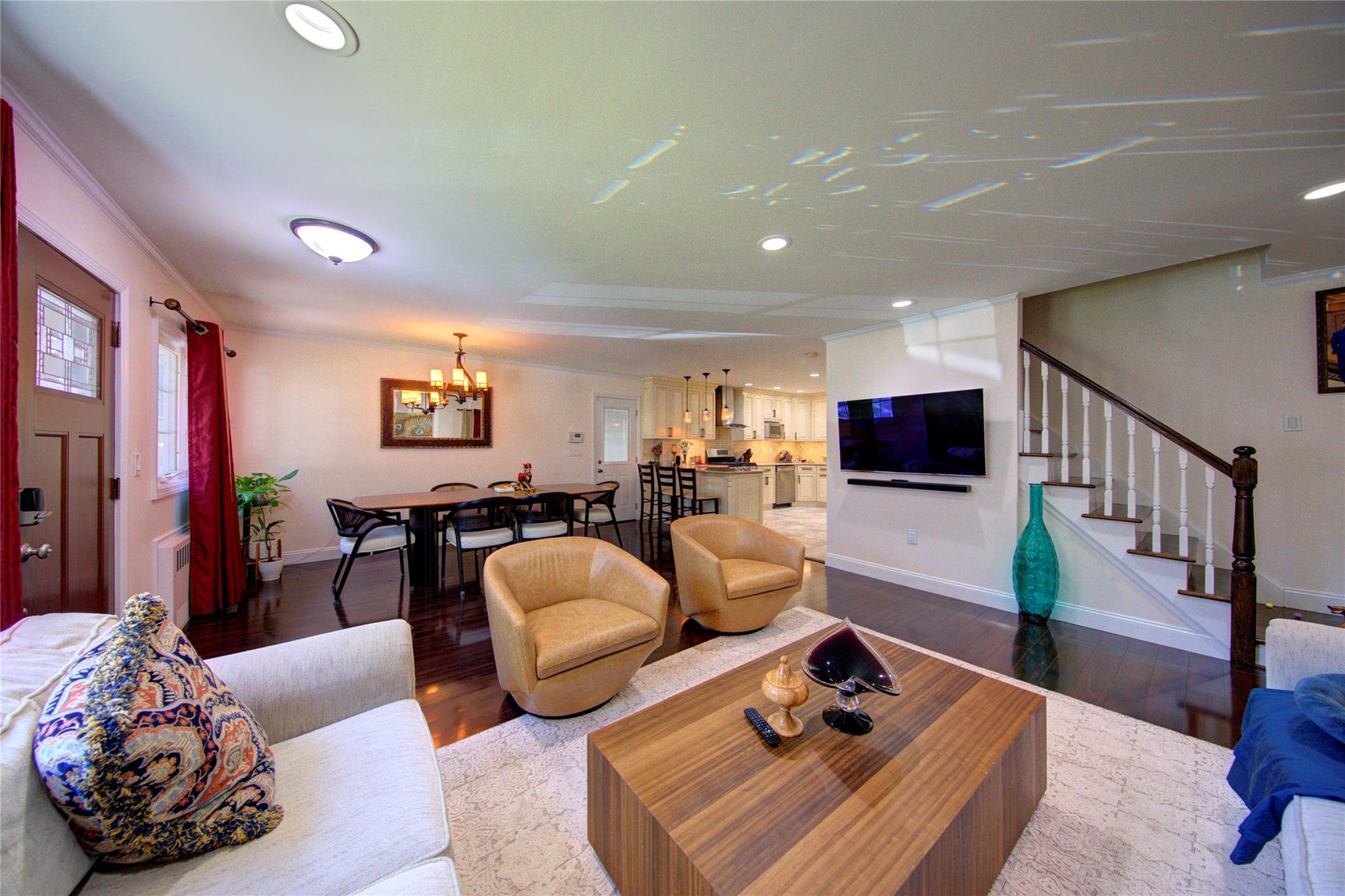 #6 photo, 7622 265th Street, New Hyde Park , NY 11040