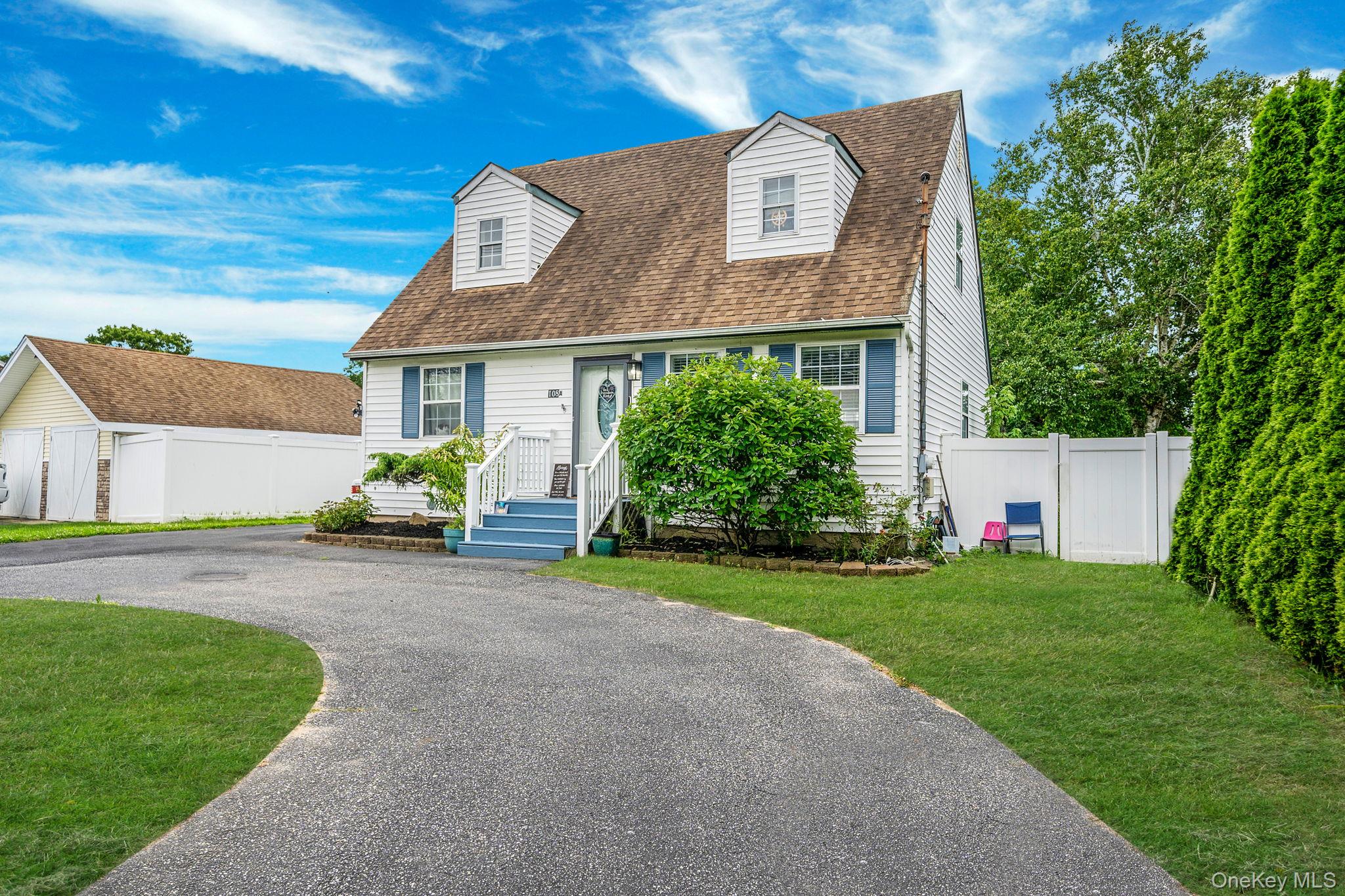 #3 photo, 108A Union Avenue, サフォーク郡 Lake Ronkonkoma , NY 11779