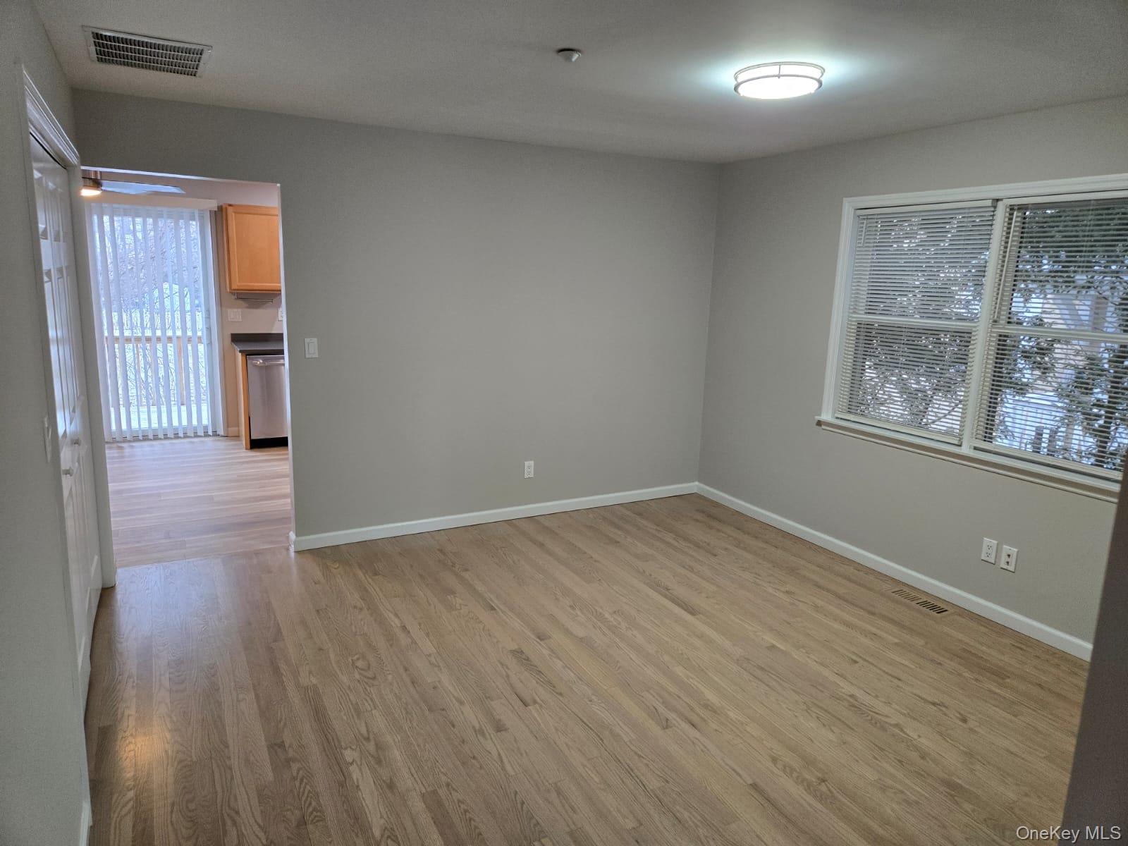 #5 photo, 3 2nd Street, Harrison , NY 10528