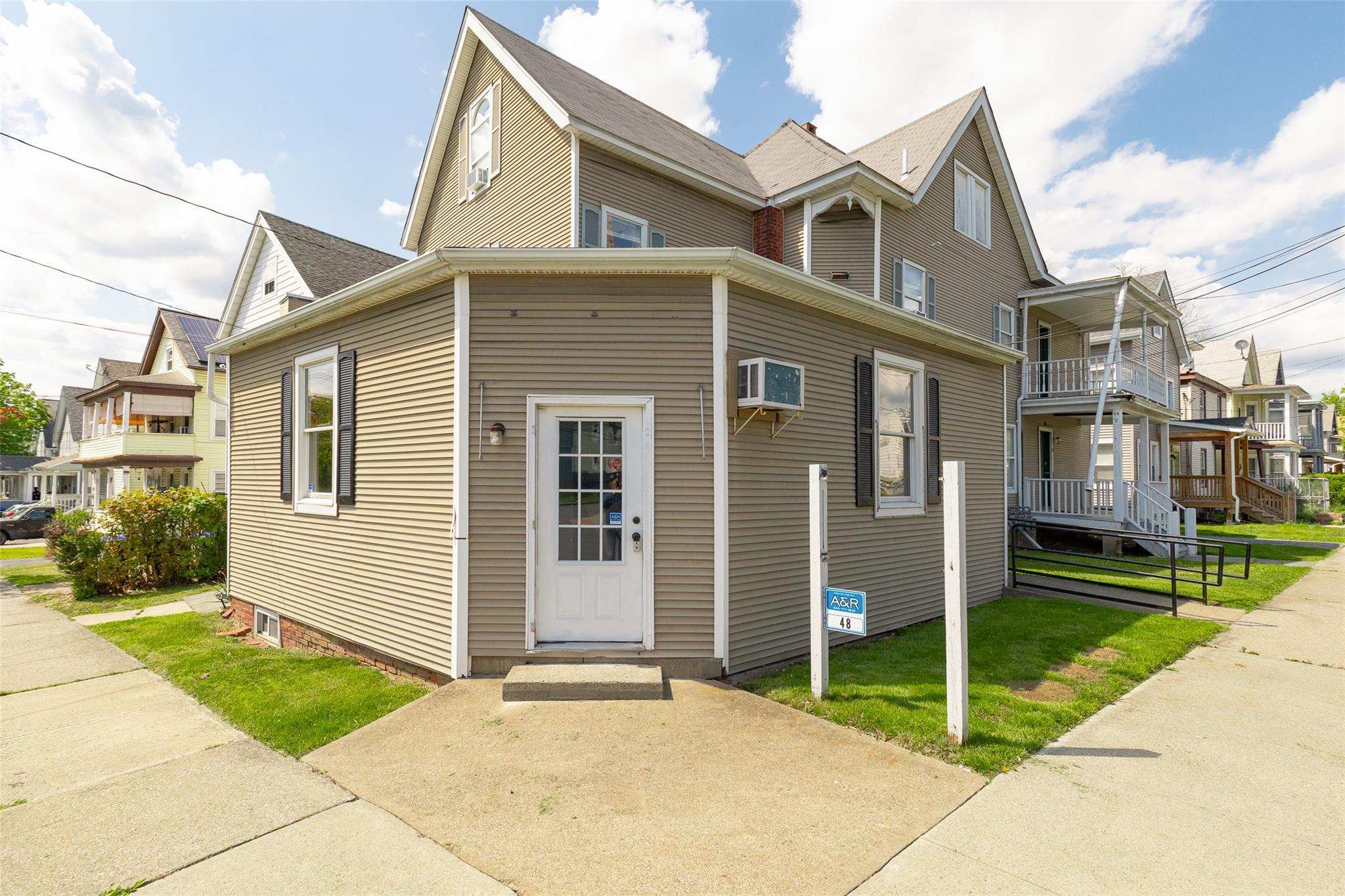 #5 photo, 48 Columbia Street, Poughkeepsie , NY 12601