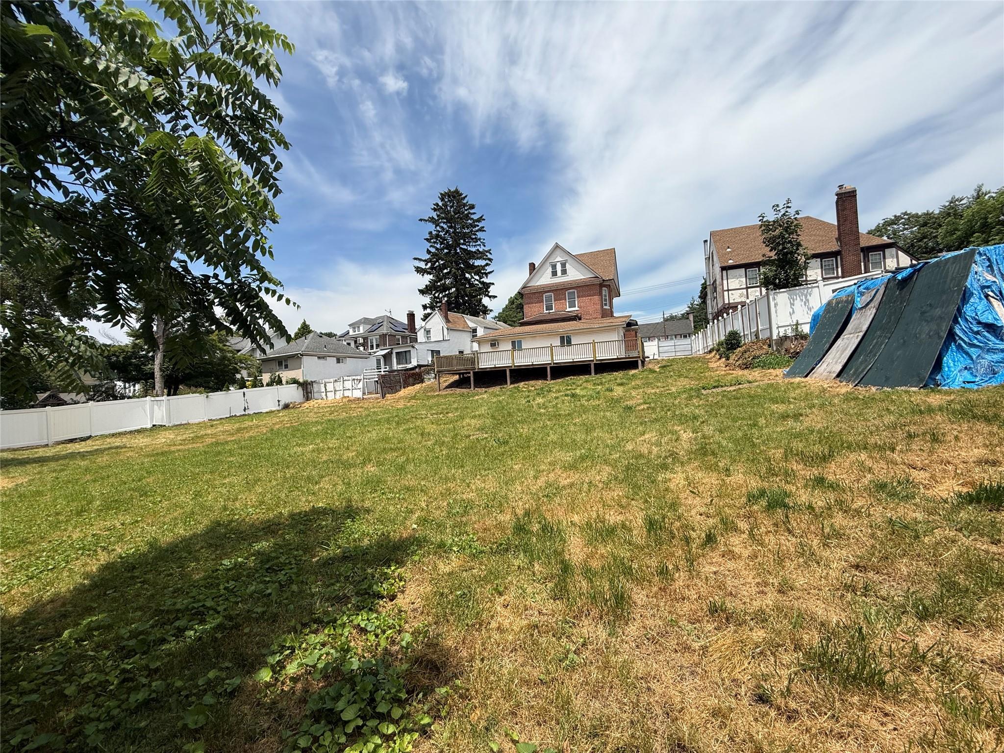 #12 photo, 147-08/146-70 Bayside Avenue, クイーンズ区 Flushing , NY 11354