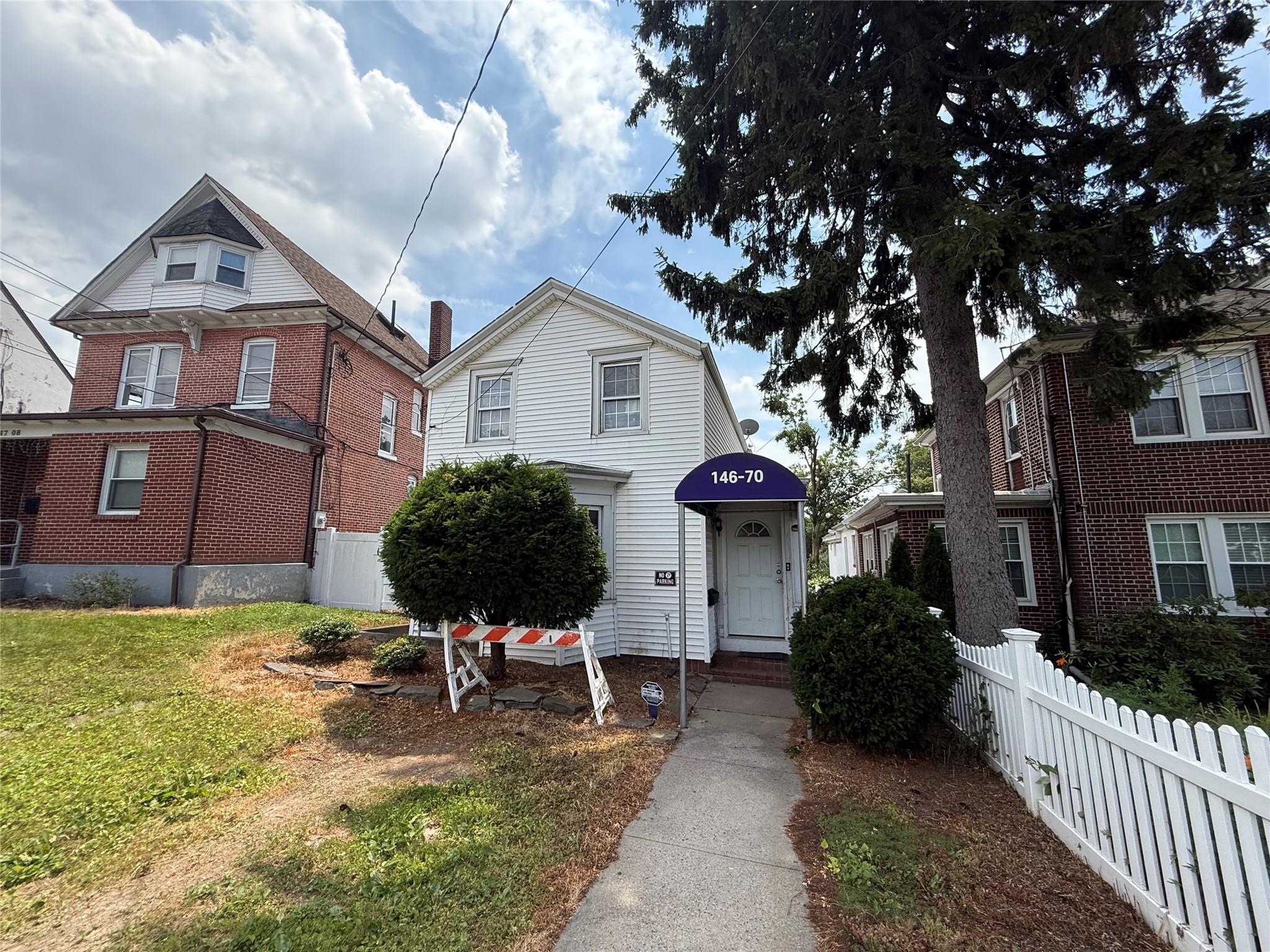 #8 photo, 147-08/146-70 Bayside Avenue, クイーンズ区 Flushing , NY 11354