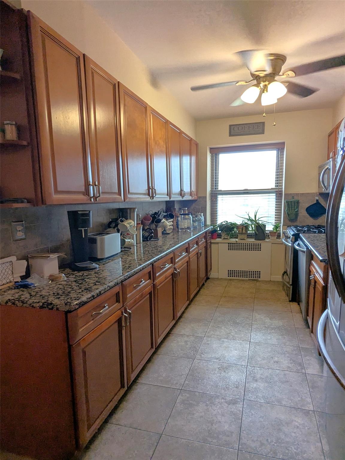 #9 photo, 63-33 98 Place, 皇后區 雷哥公園 Rego Park , NY 11374