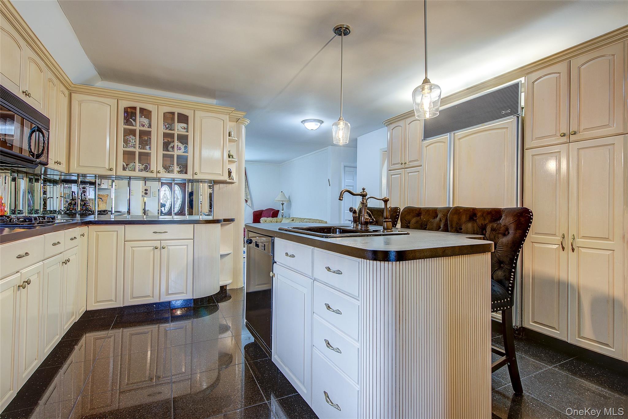 #10 photo, 7126 170th Street, クイーンズ区 Fresh Meadows , NY 11365