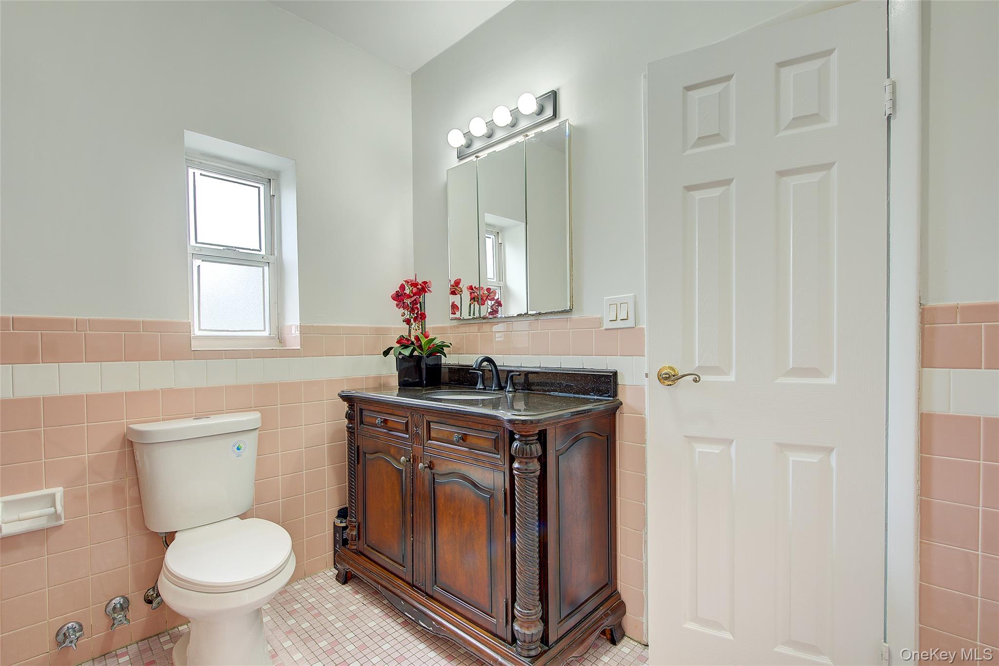 #16 photo, 7126 170th Street, クイーンズ区 Fresh Meadows , NY 11365