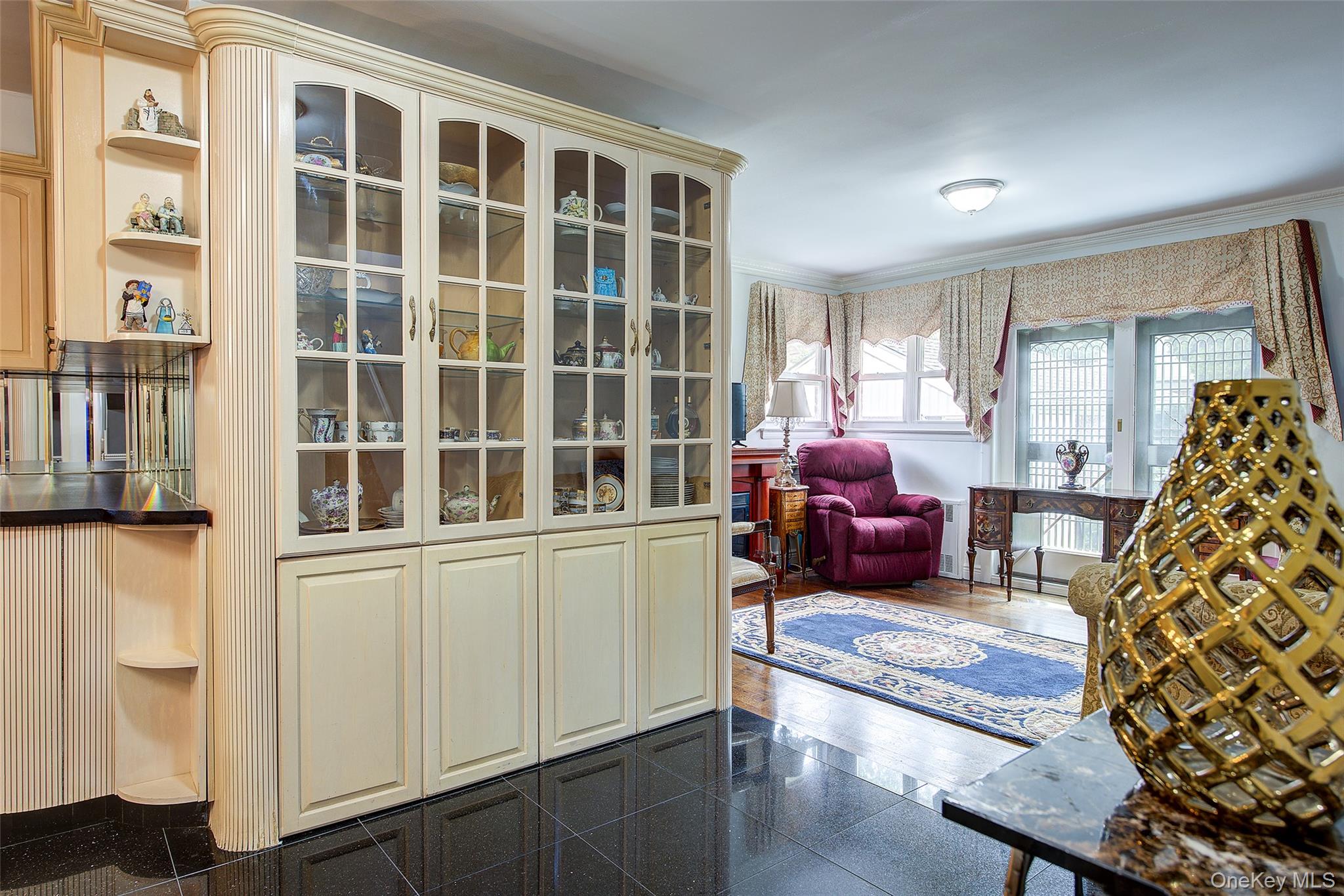 #8 photo, 7126 170th Street, クイーンズ区 Fresh Meadows , NY 11365