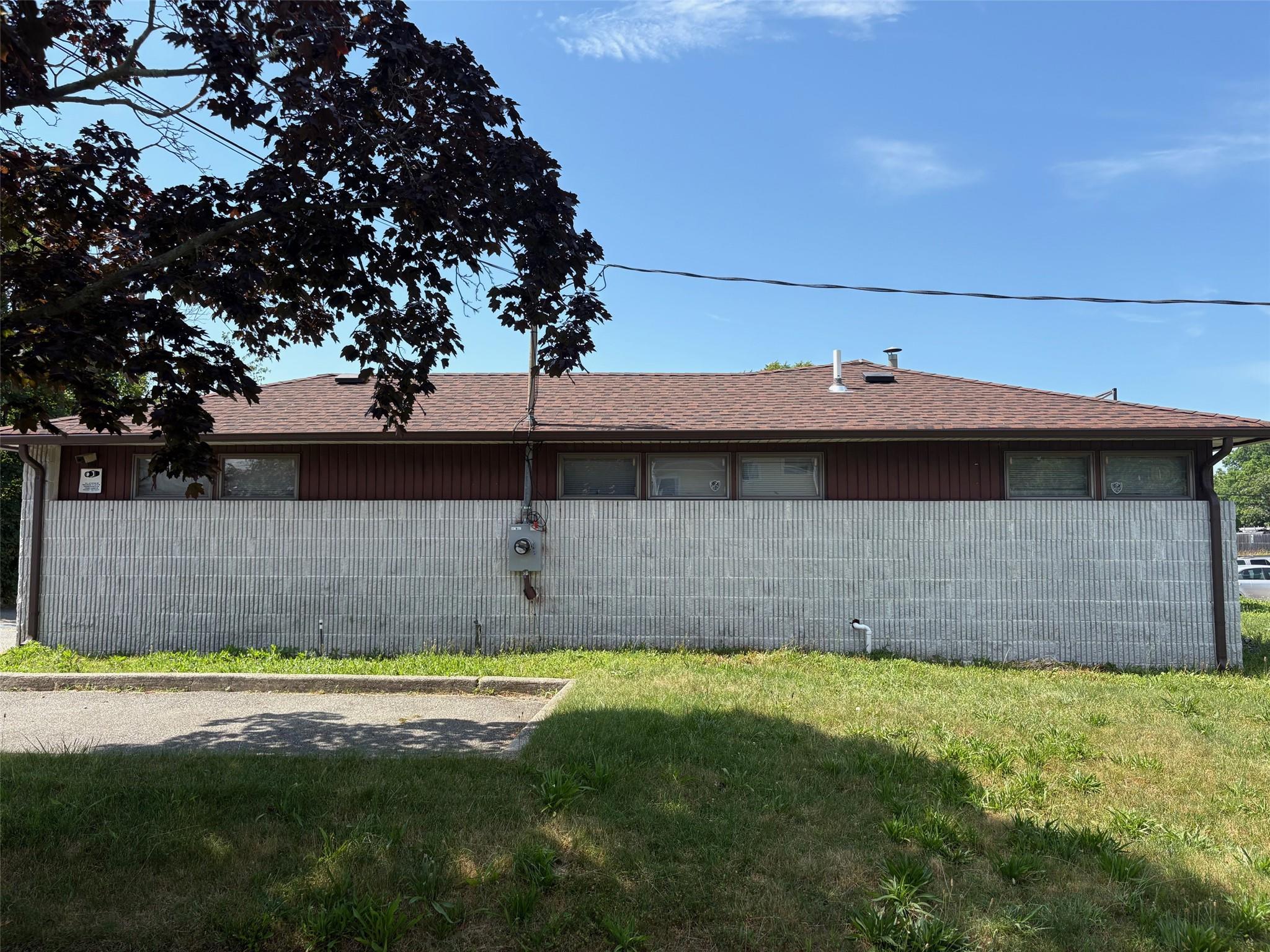 #1 photo, 40 Bay Shore Avenue, Bay Shore , NY 11706