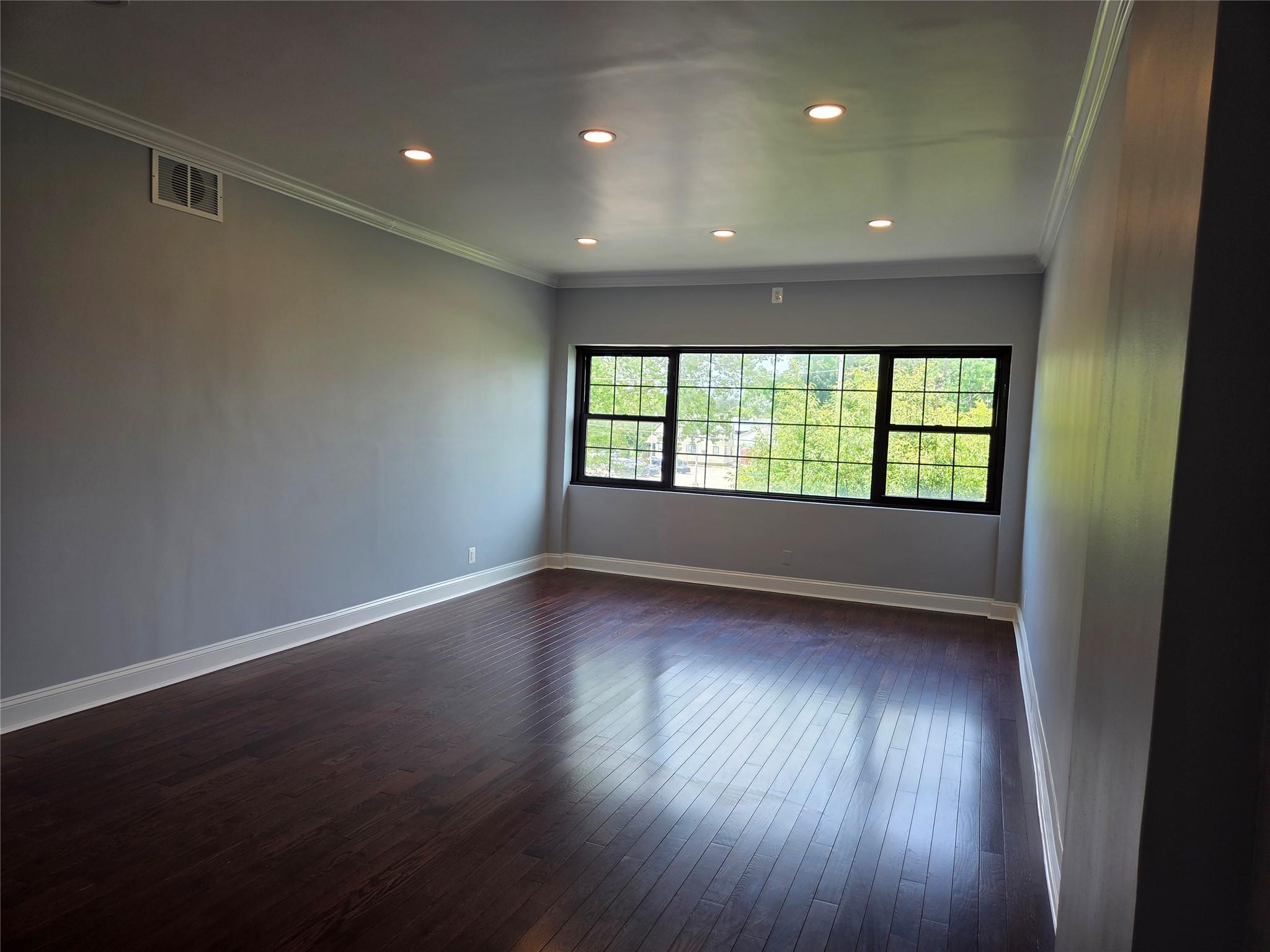 #2 photo, 927 Port Washington Boulevard, ナッソー郡 Port Washington , NY 11050