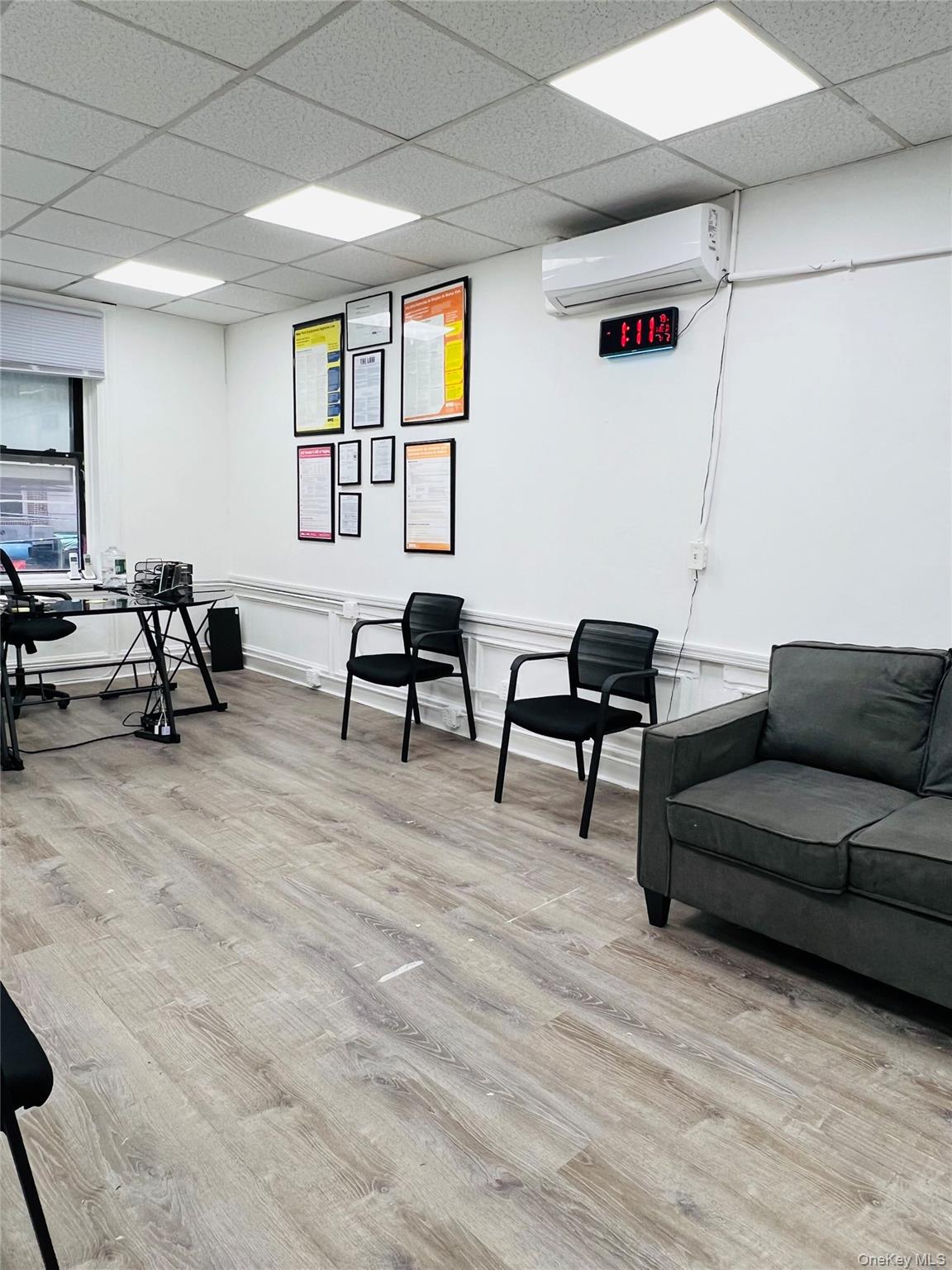 #9 photo, 82-07 Roosevelt Avenue, クイーンズ区 Jackson Heights , NY 11372